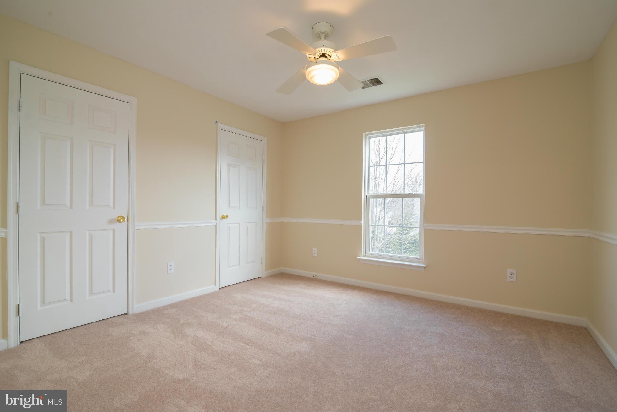 SIGNATURE AT BROADLANDS - Residential