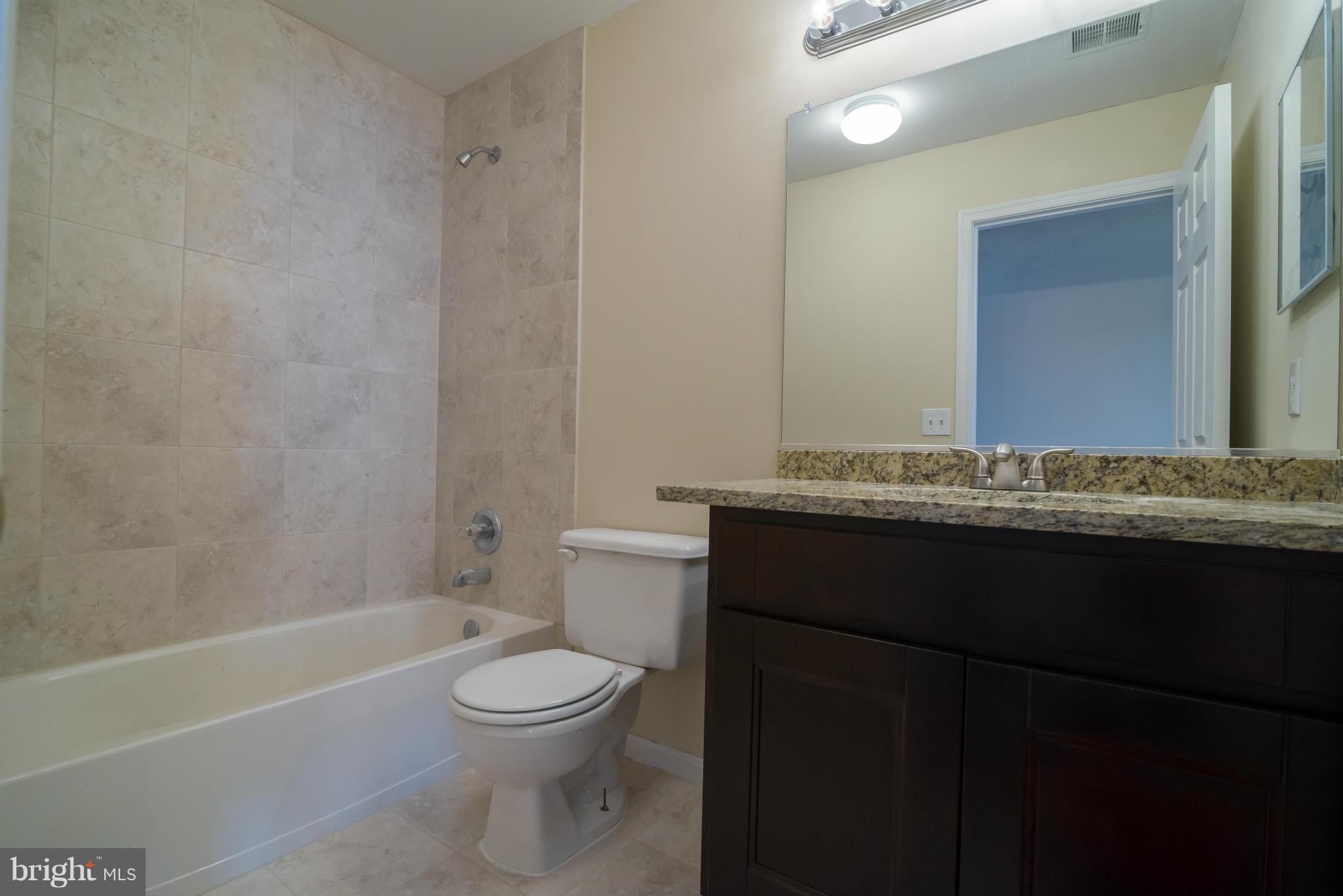 SIGNATURE AT BROADLANDS - Residential