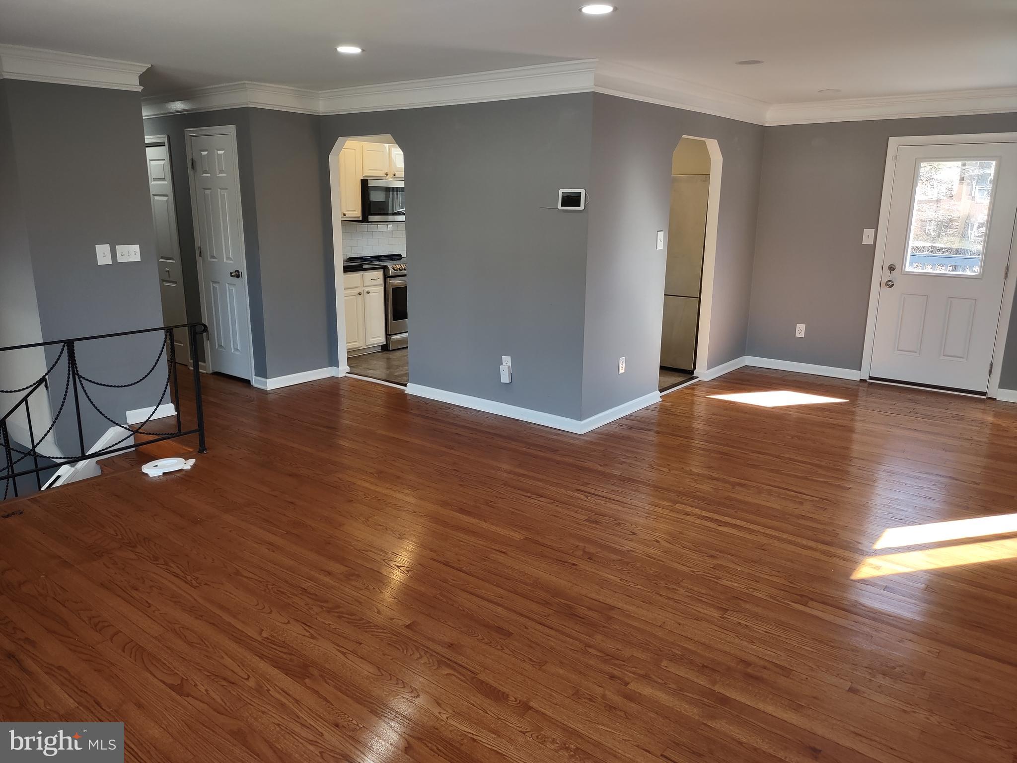 ROSEDALE ESTATES - Residential Lease