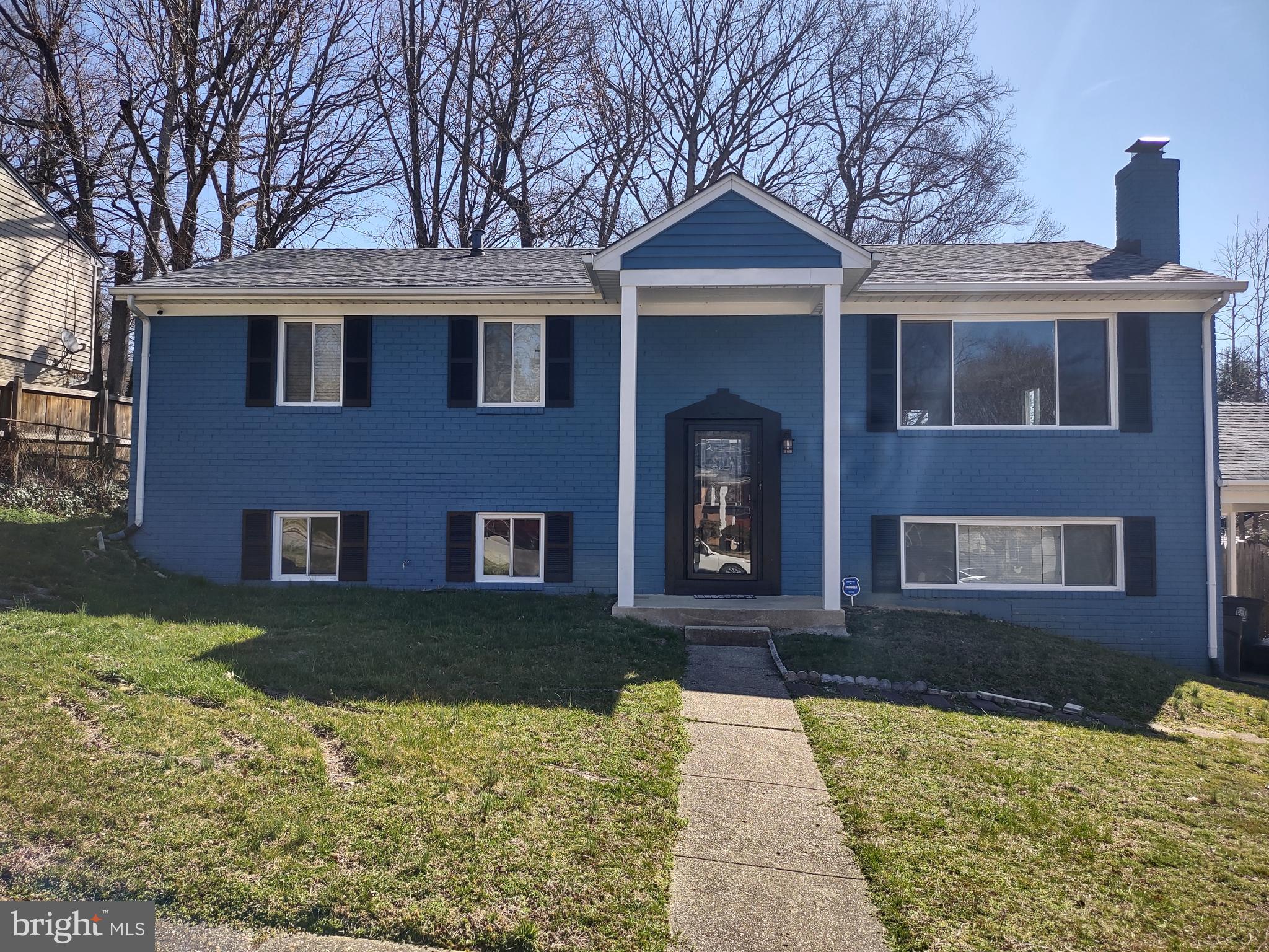 ROSEDALE ESTATES - Residential Lease