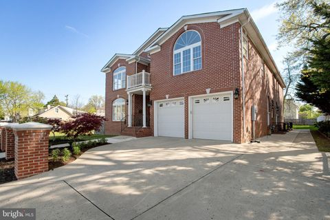 1615 S OAKLAND STREET ARLINGTON VA 22204