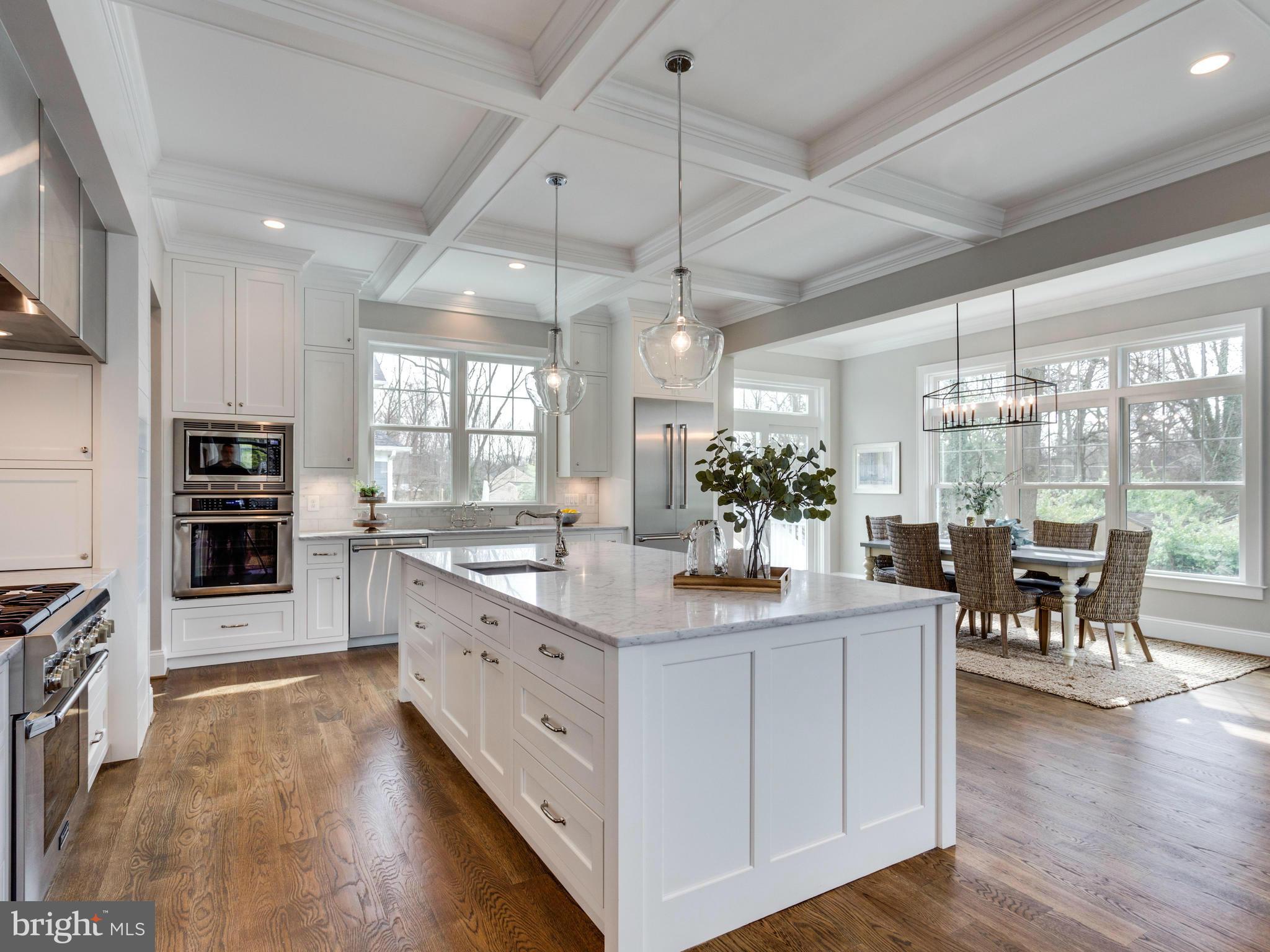 VIENNA WOODS - Residential