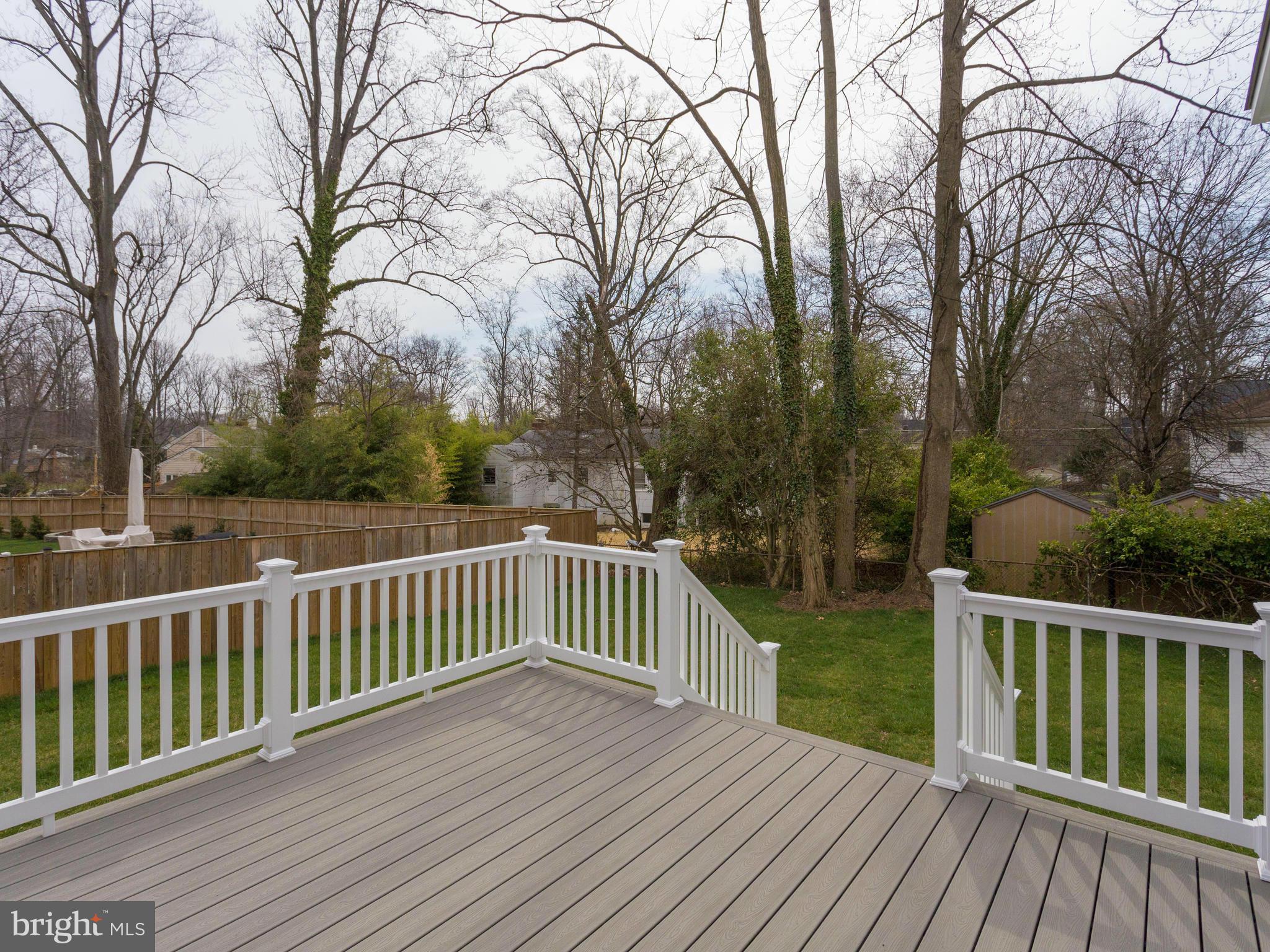 VIENNA WOODS - Residential