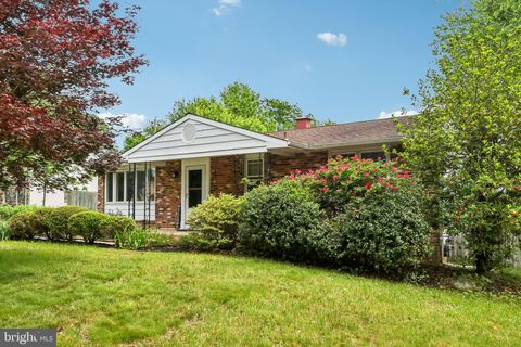 Homes For Sale - 115 Brewster Drive<br/> NEWARK, DE 19711