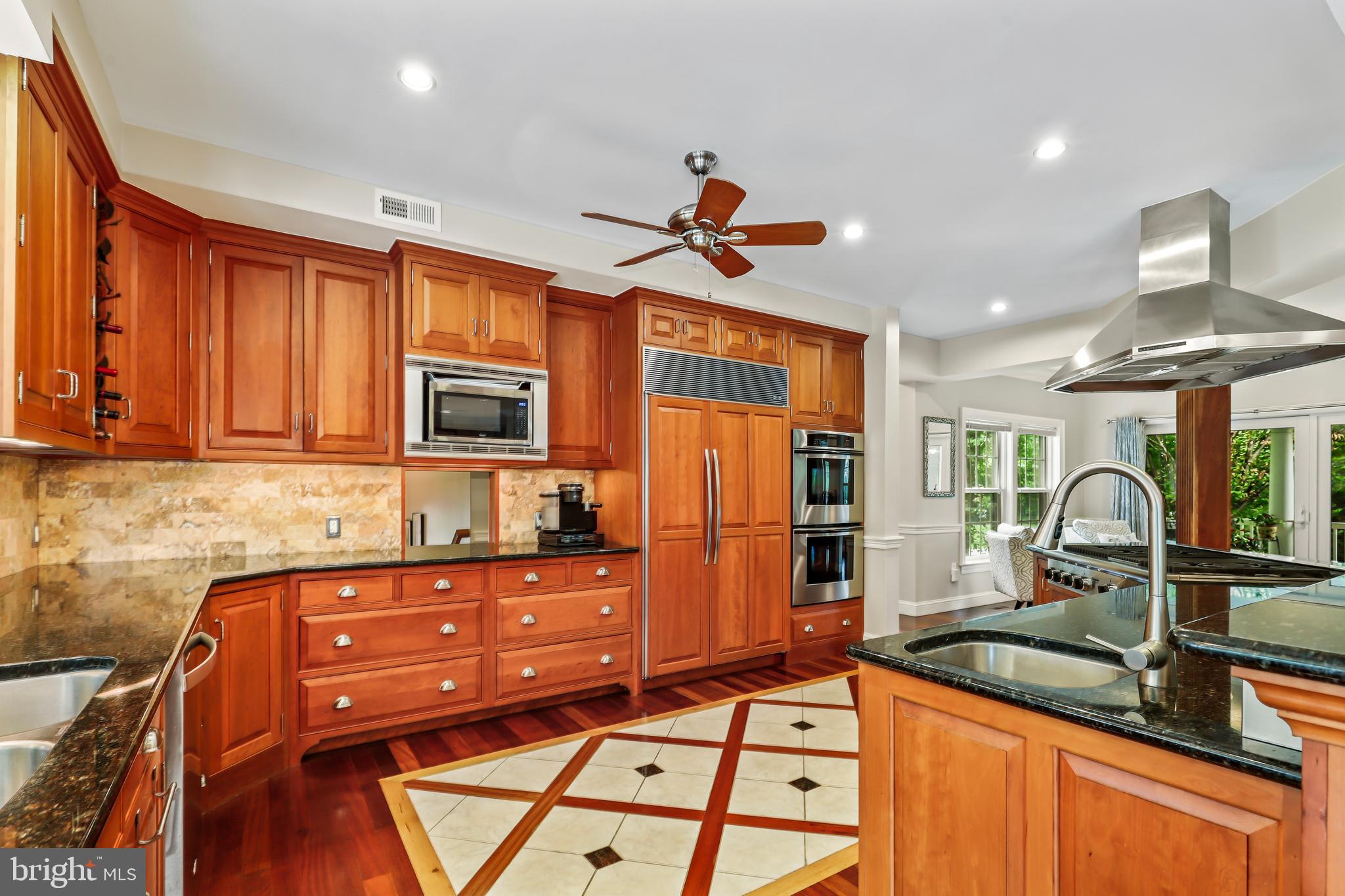 PLYMOUTH HAVEN - Residential