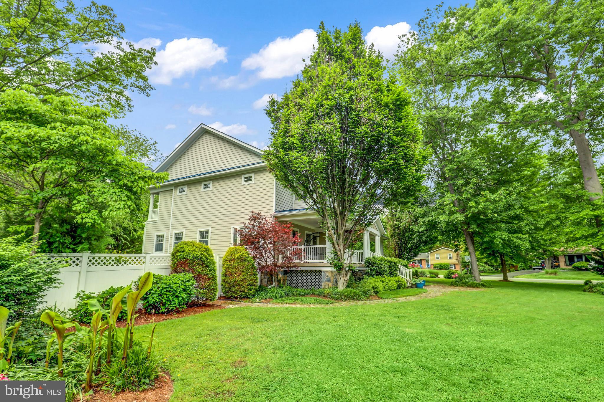 PLYMOUTH HAVEN - Residential