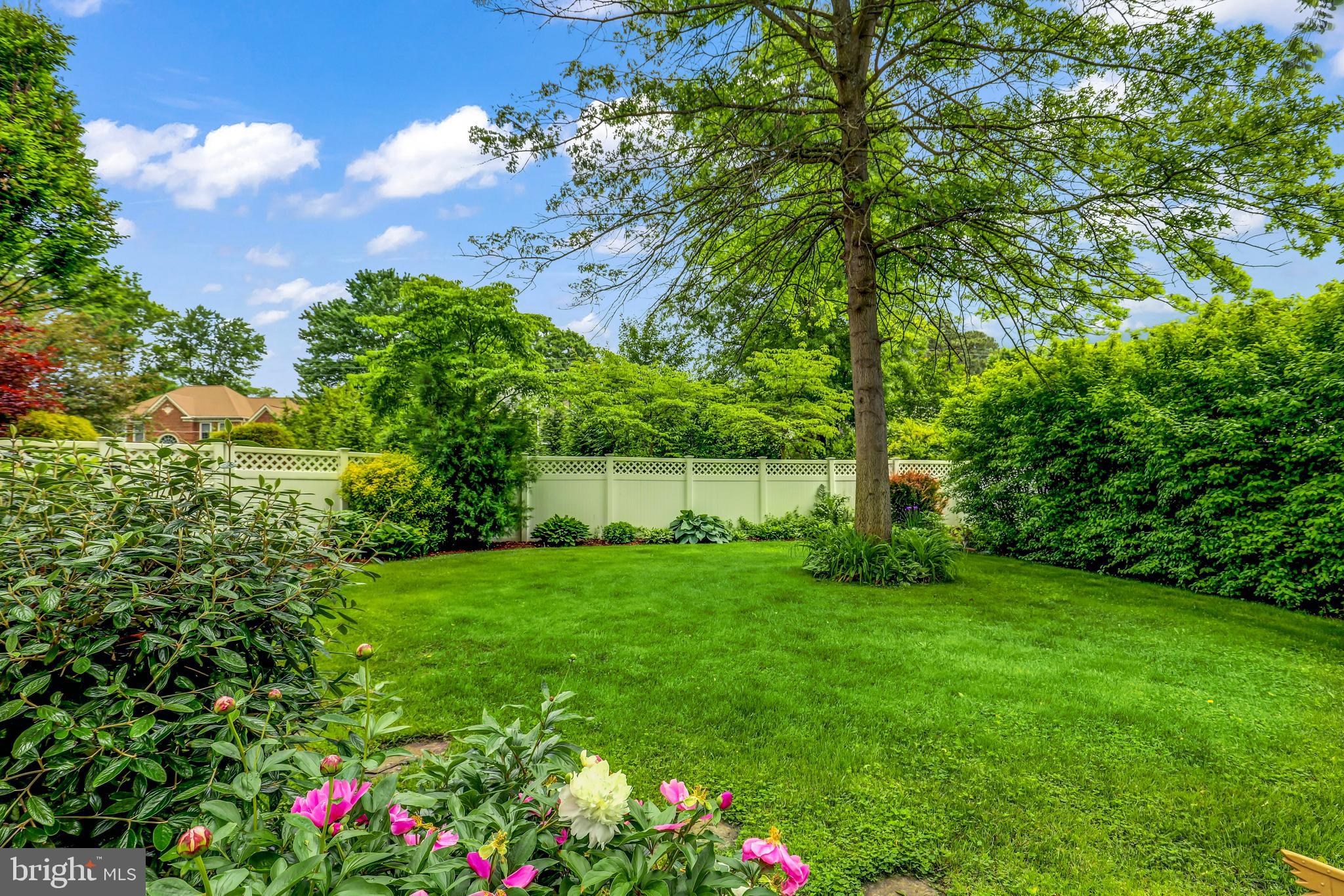 PLYMOUTH HAVEN - Residential