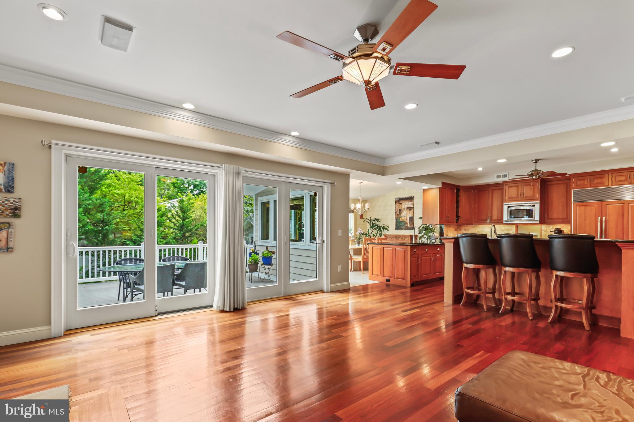 PLYMOUTH HAVEN - Residential