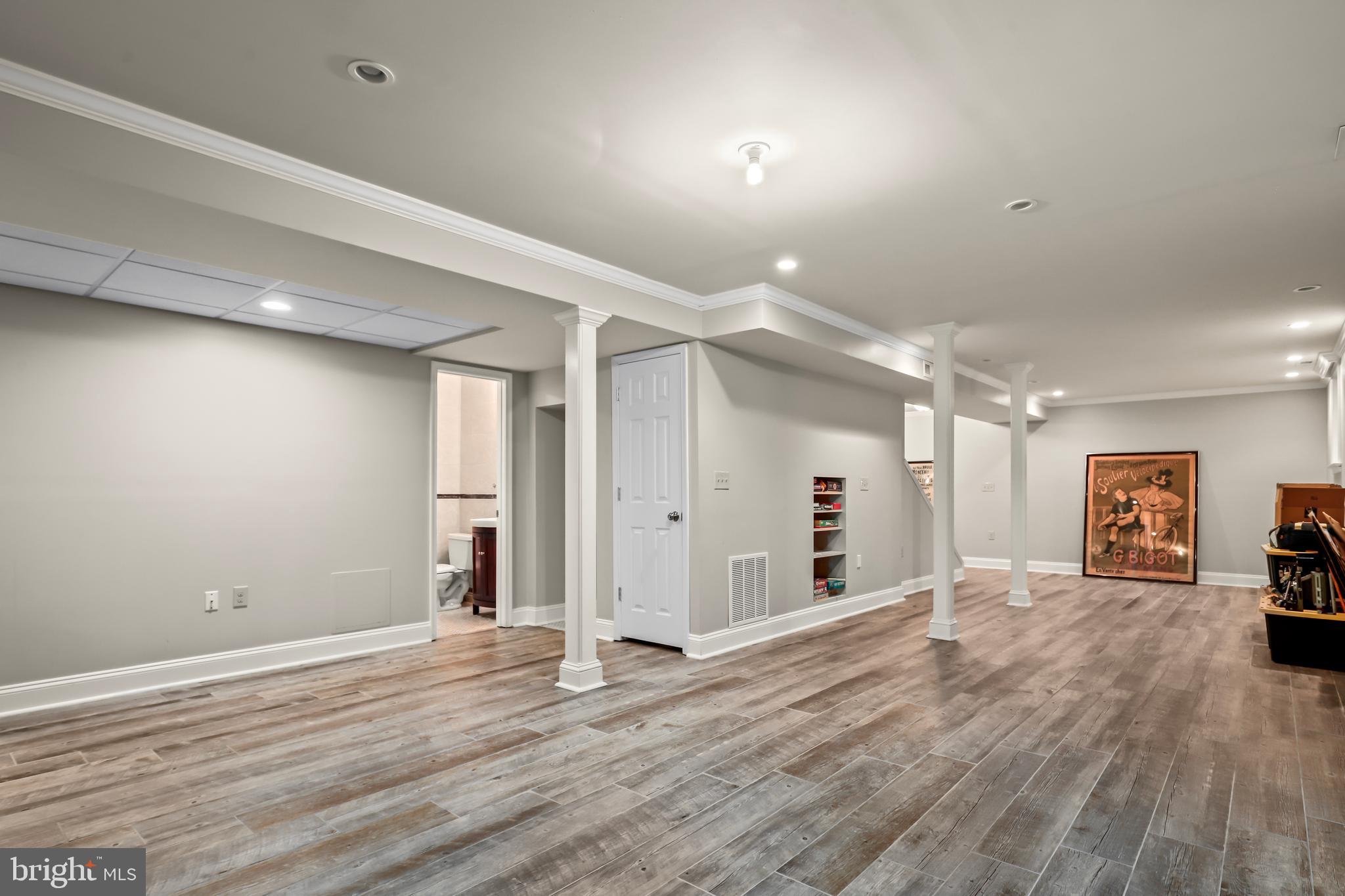 PLYMOUTH HAVEN - Residential