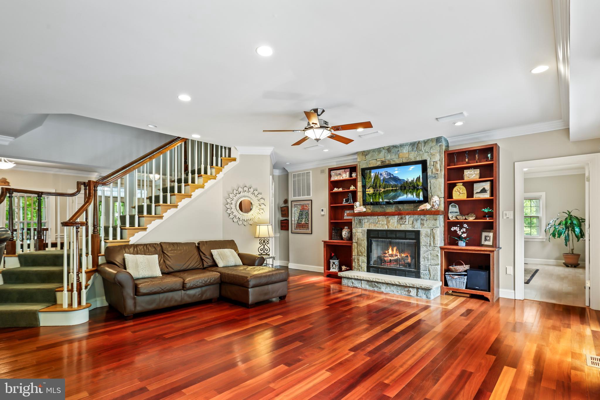 PLYMOUTH HAVEN - Residential