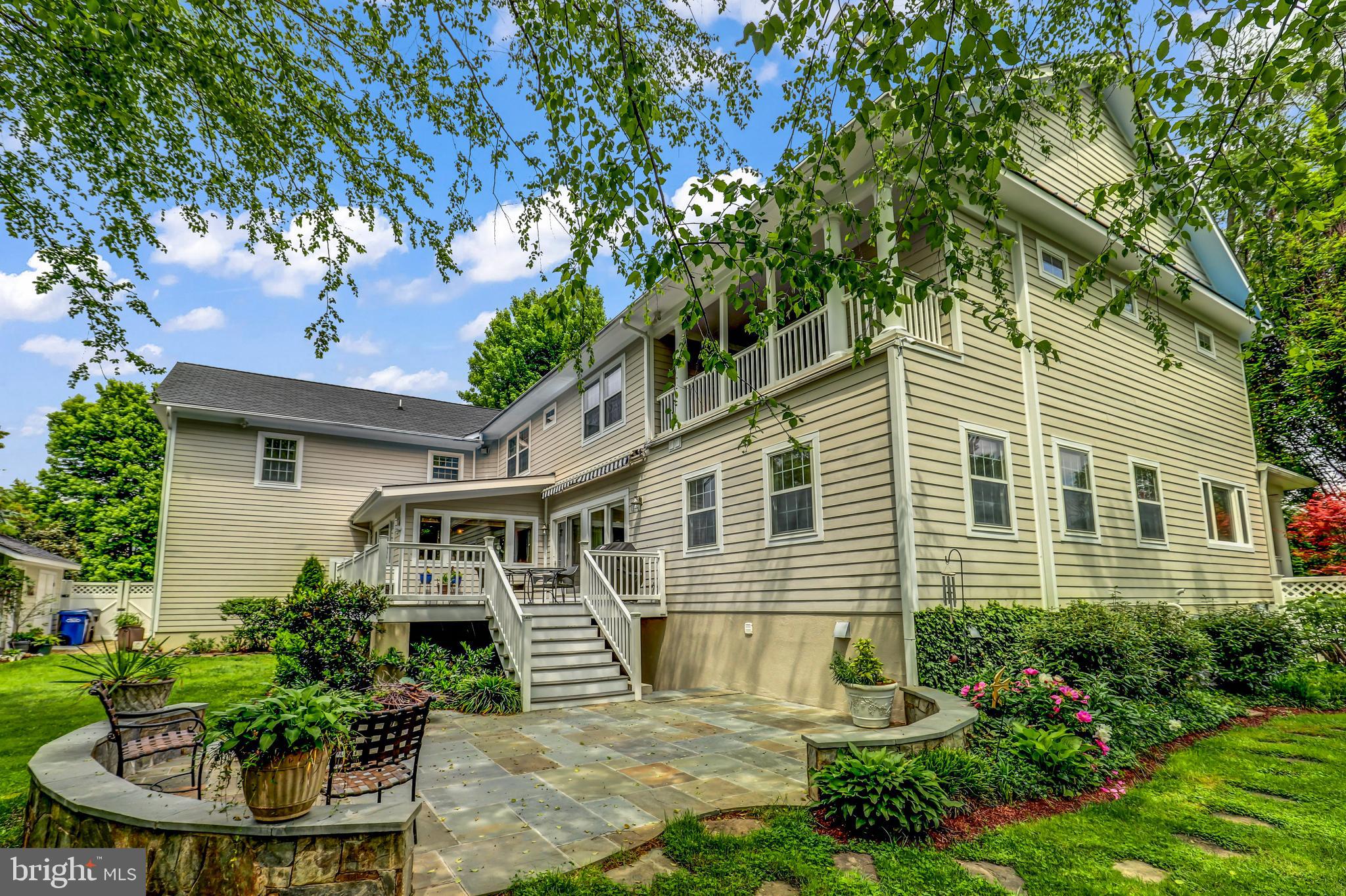 PLYMOUTH HAVEN - Residential