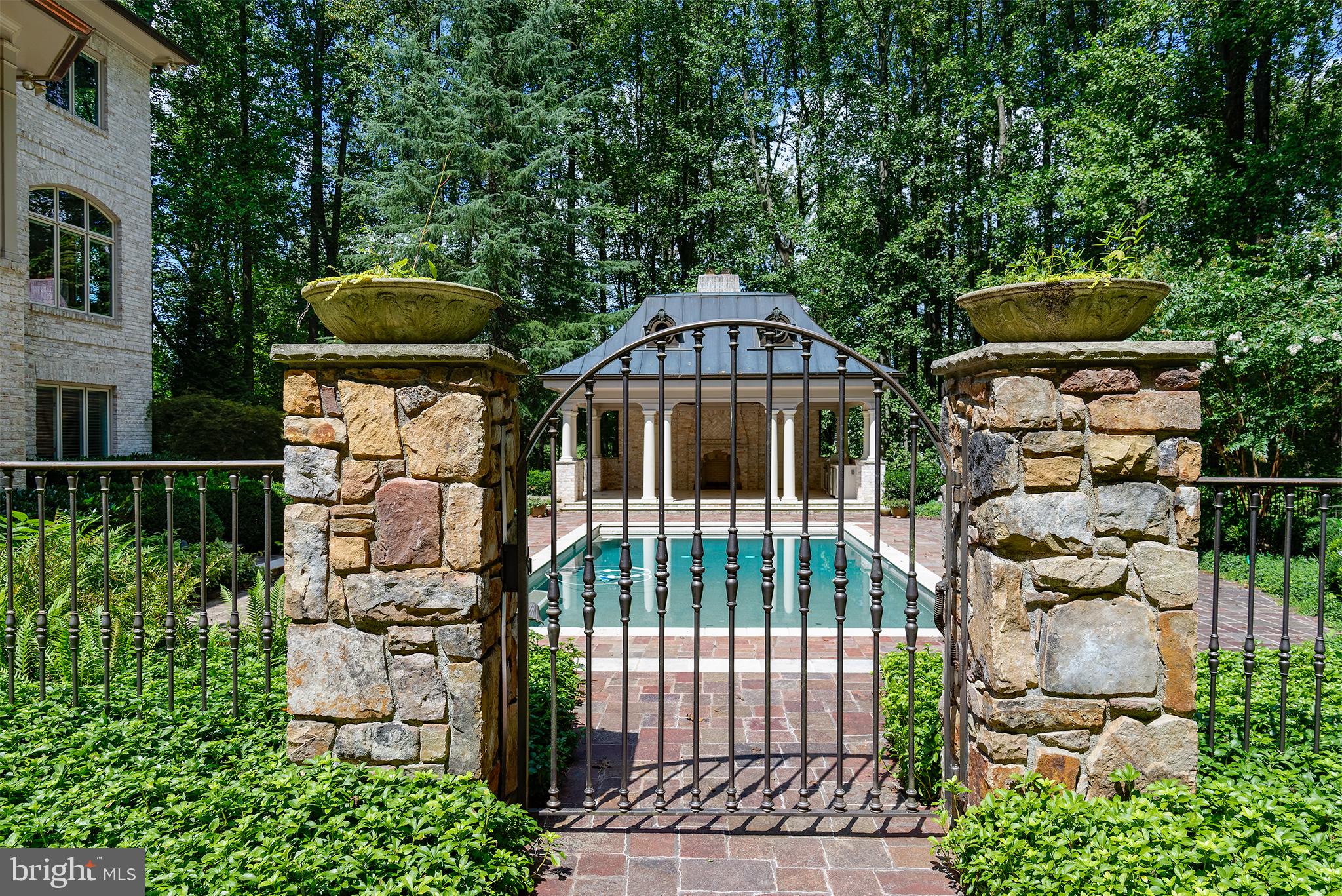 MERRYELLE ACRES - Residential