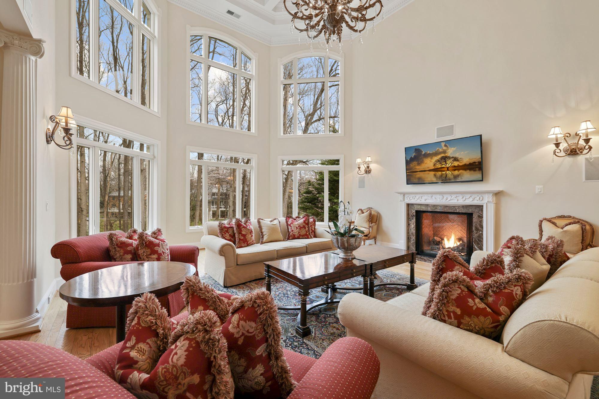 RIVER OAKS - Residential