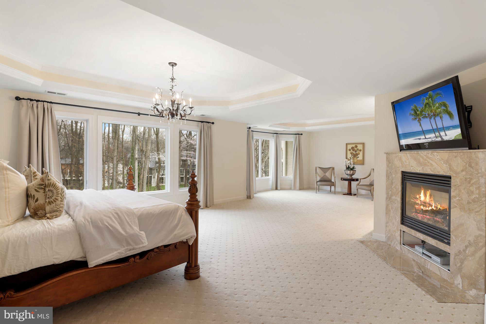 RIVER OAKS - Residential