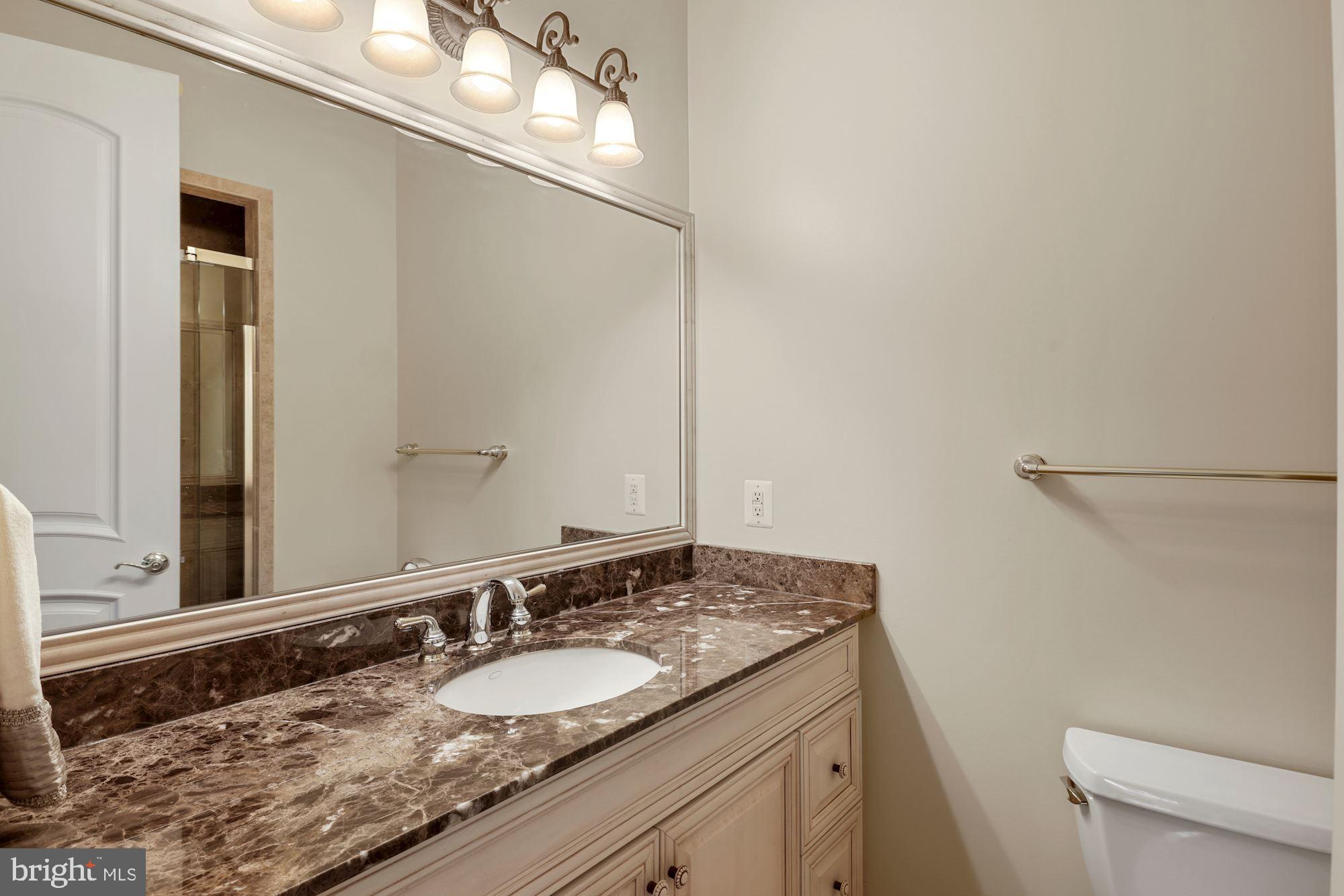 RIVER OAKS - Residential