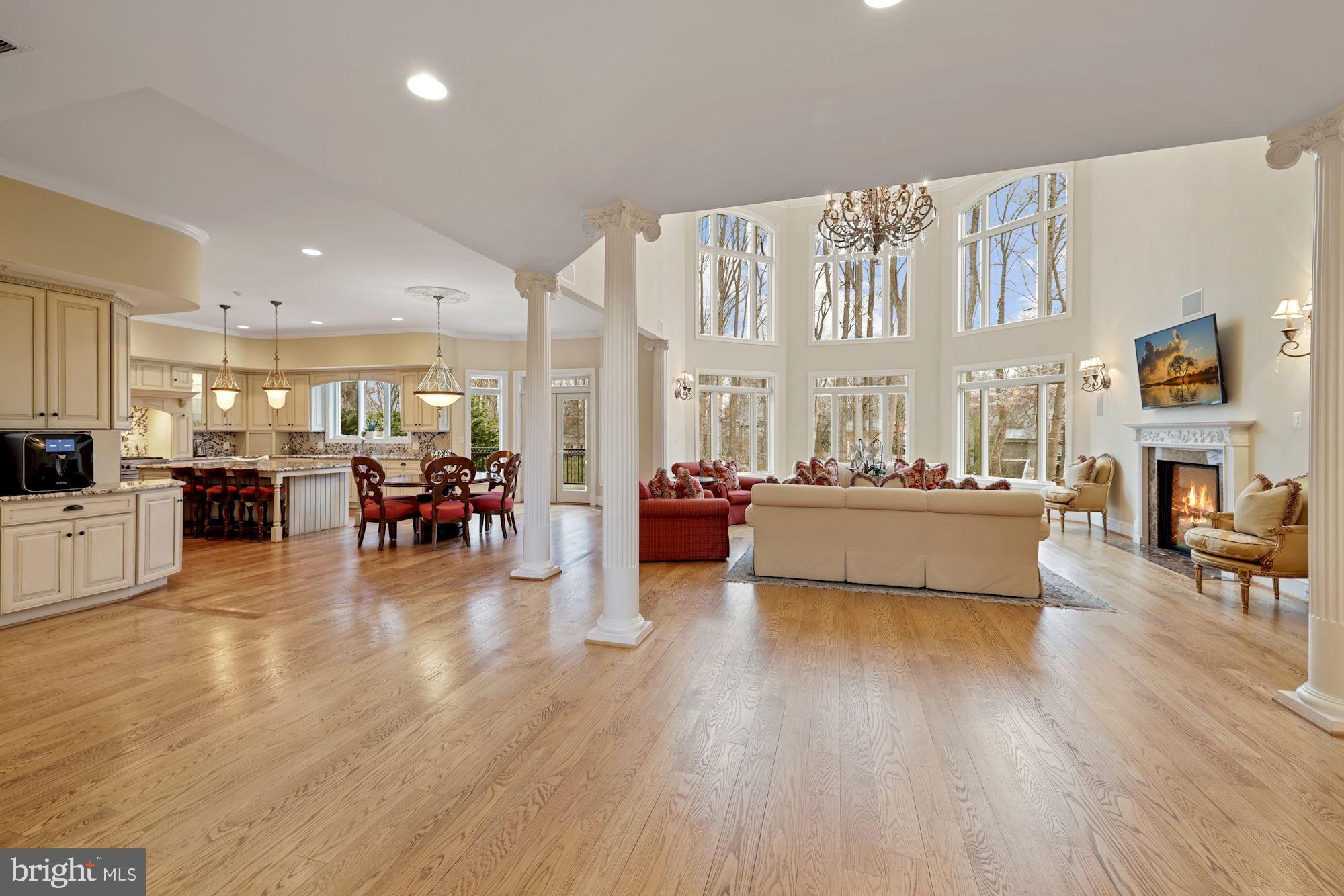 RIVER OAKS - Residential