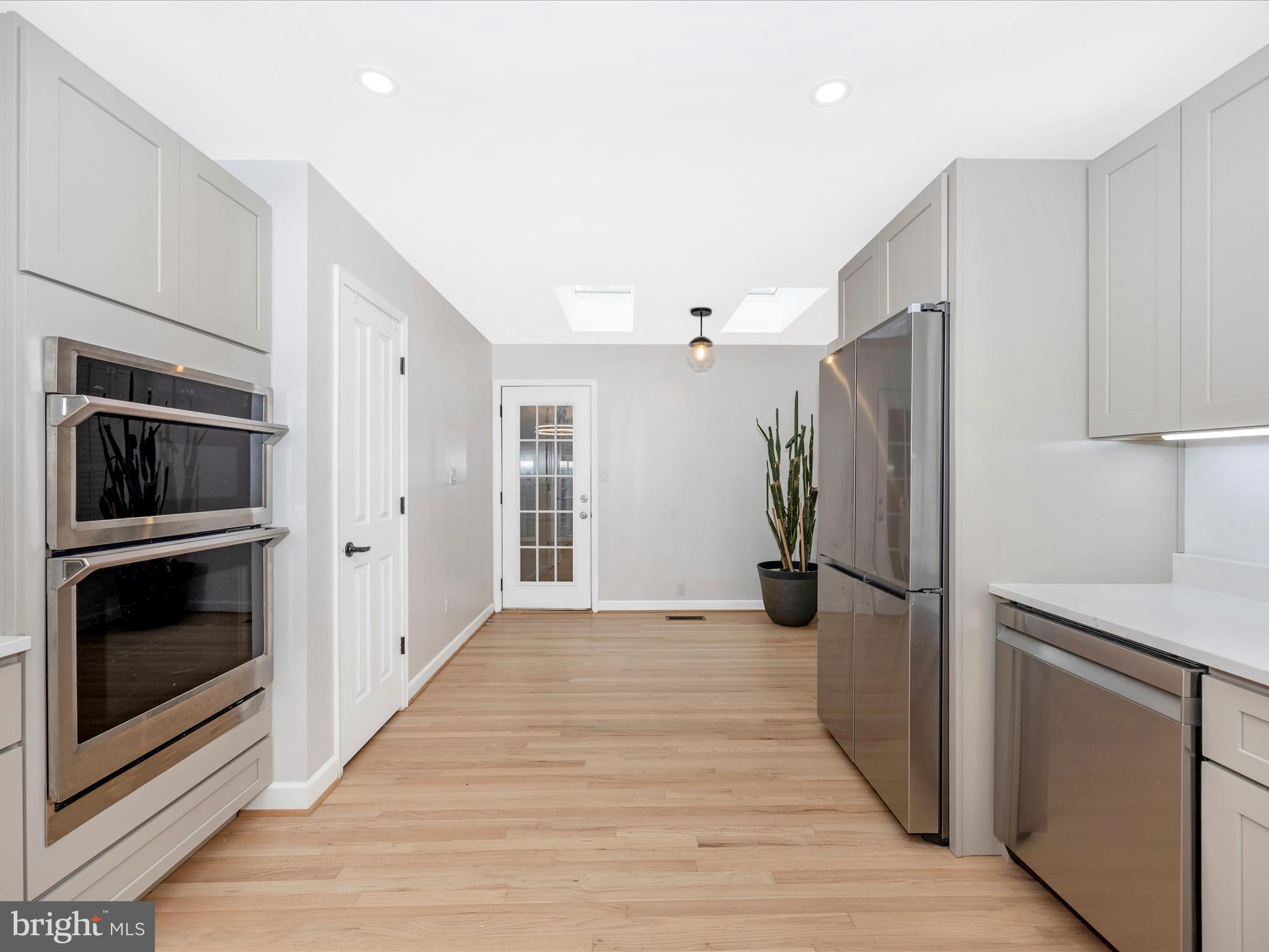 WORMANS MILL - Residential