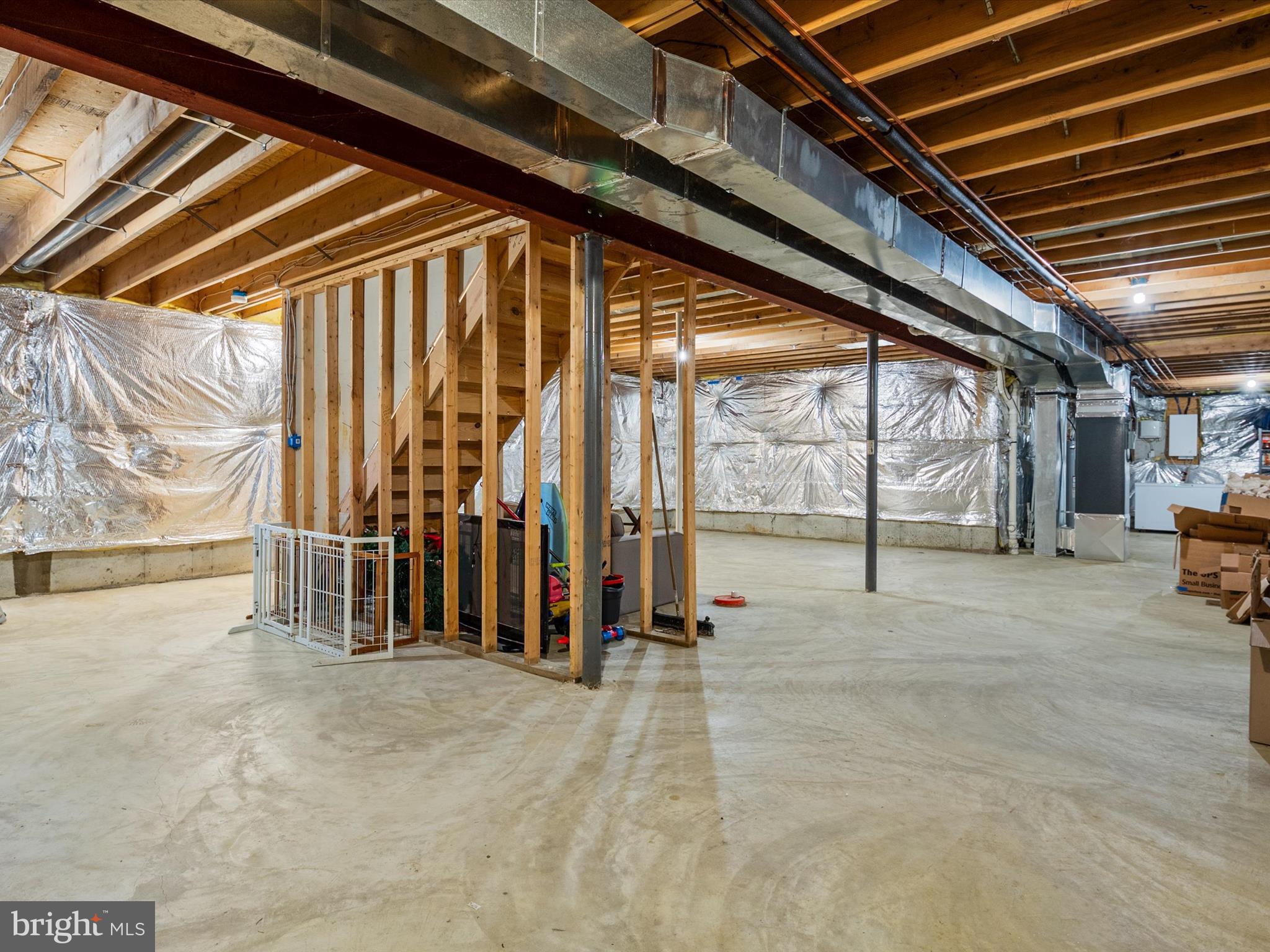 ANNAPOLIS ROADS - Residential