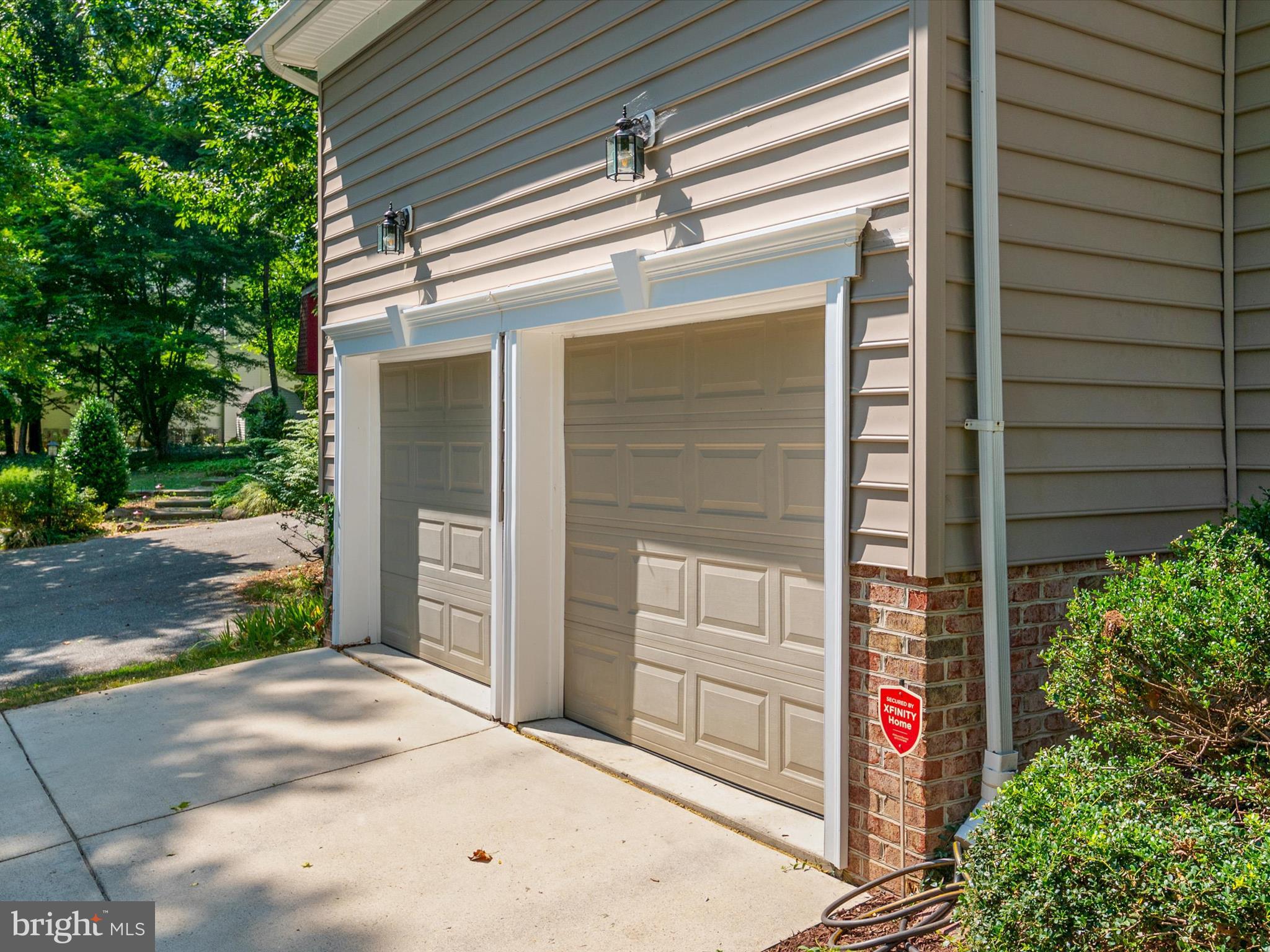 ANNAPOLIS ROADS - Residential