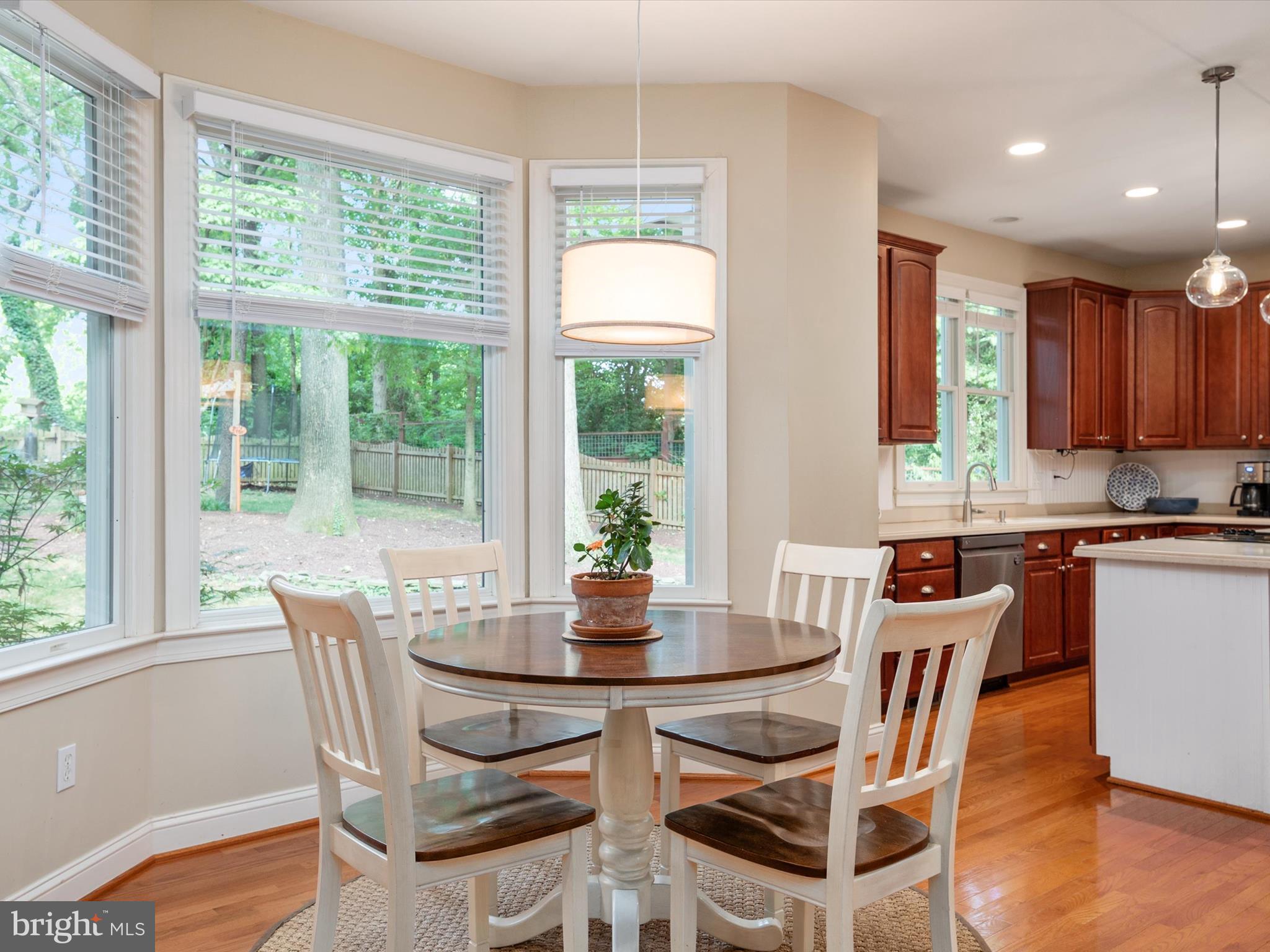 ANNAPOLIS ROADS - Residential