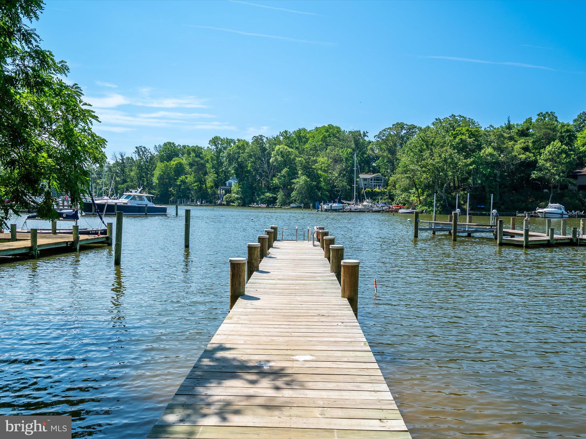 ANNAPOLIS ROADS - Residential