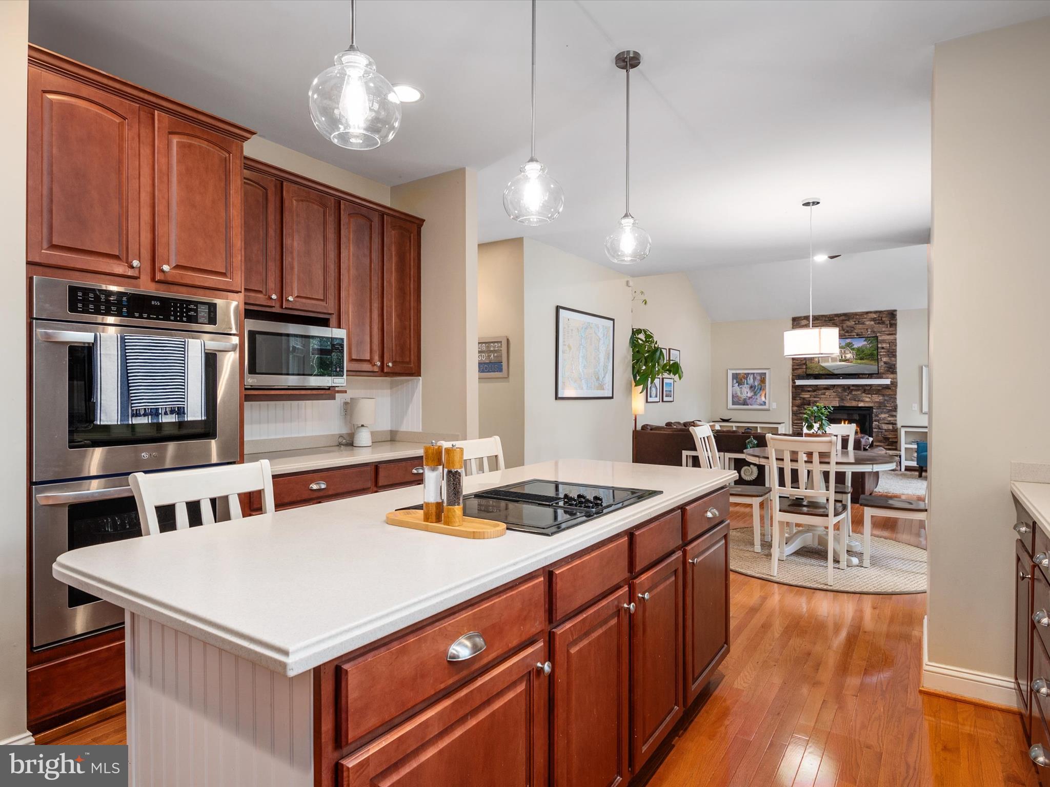 ANNAPOLIS ROADS - Residential