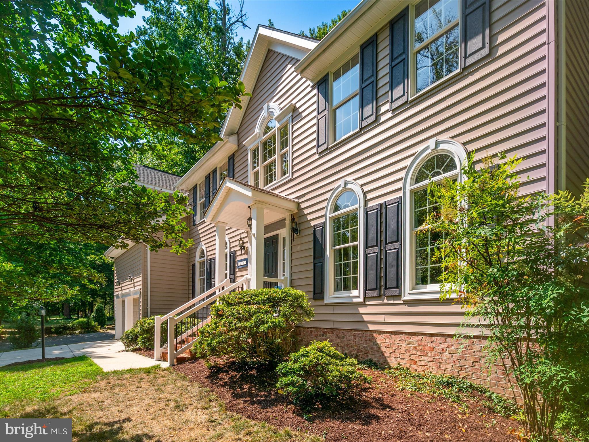 ANNAPOLIS ROADS - Residential