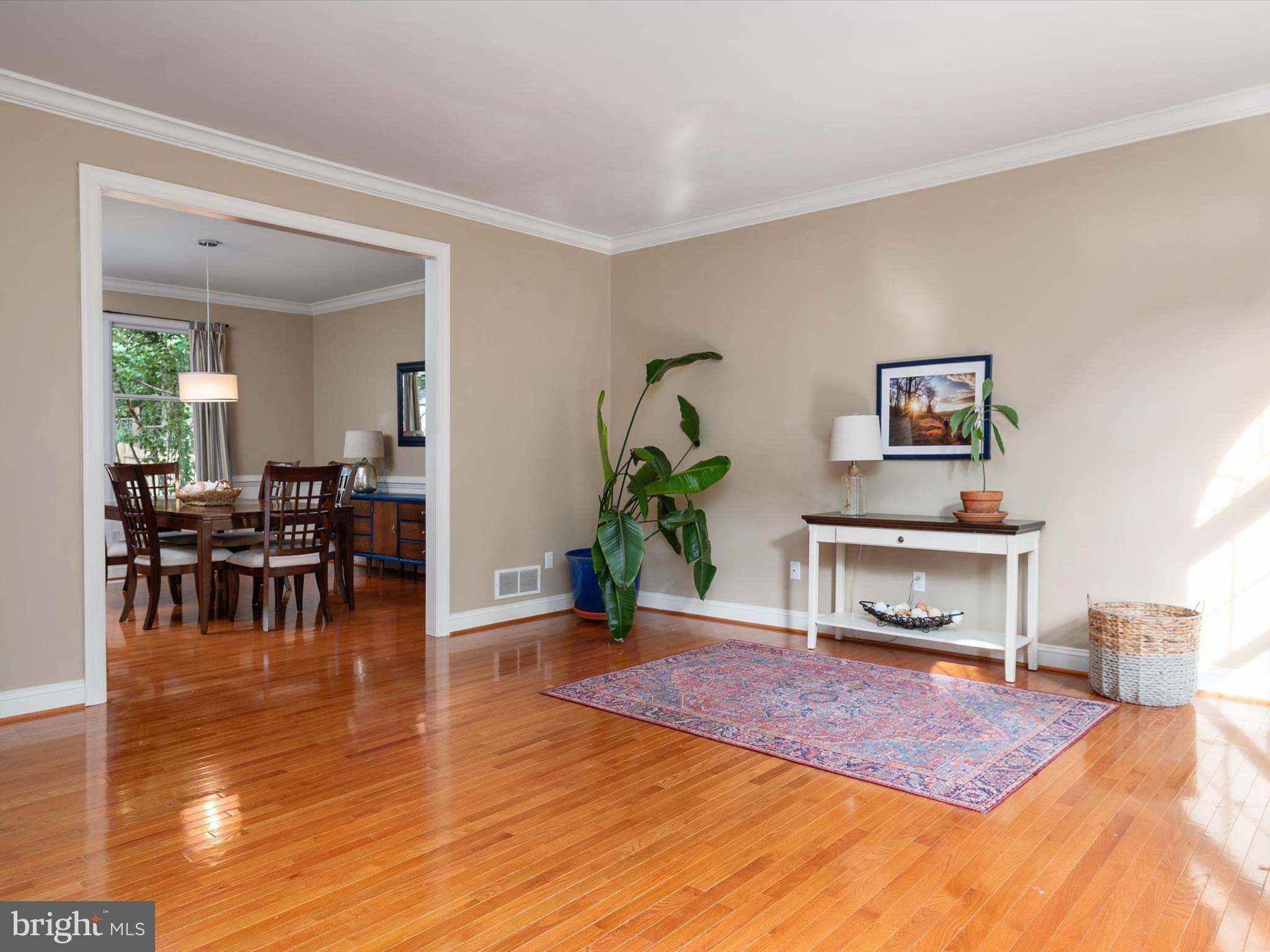 ANNAPOLIS ROADS - Residential