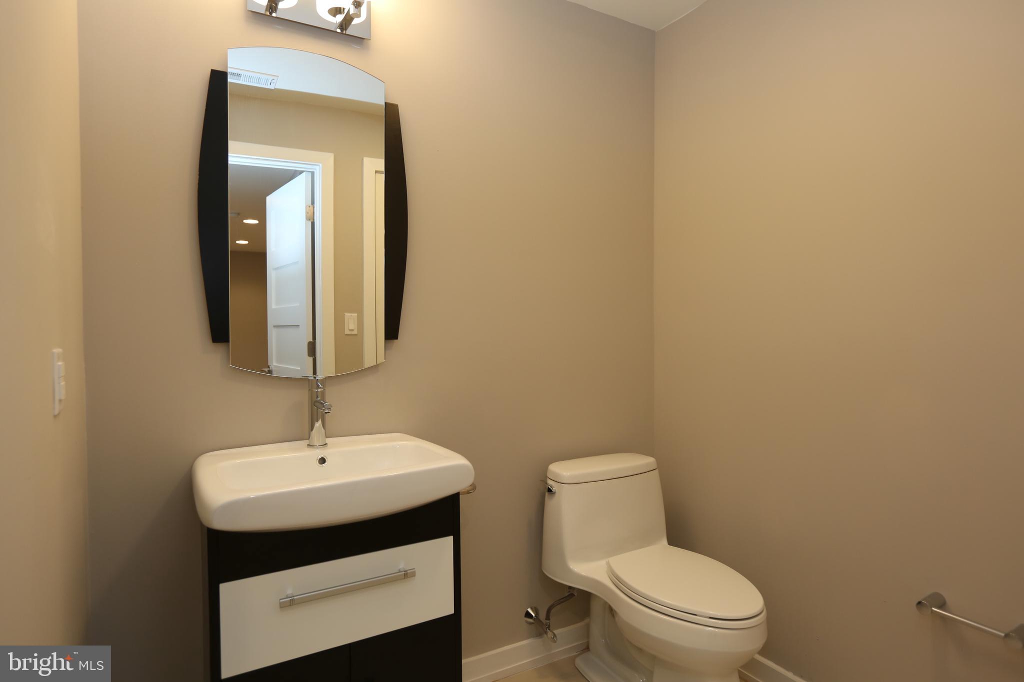 PHILADELPHIA - Residential Lease