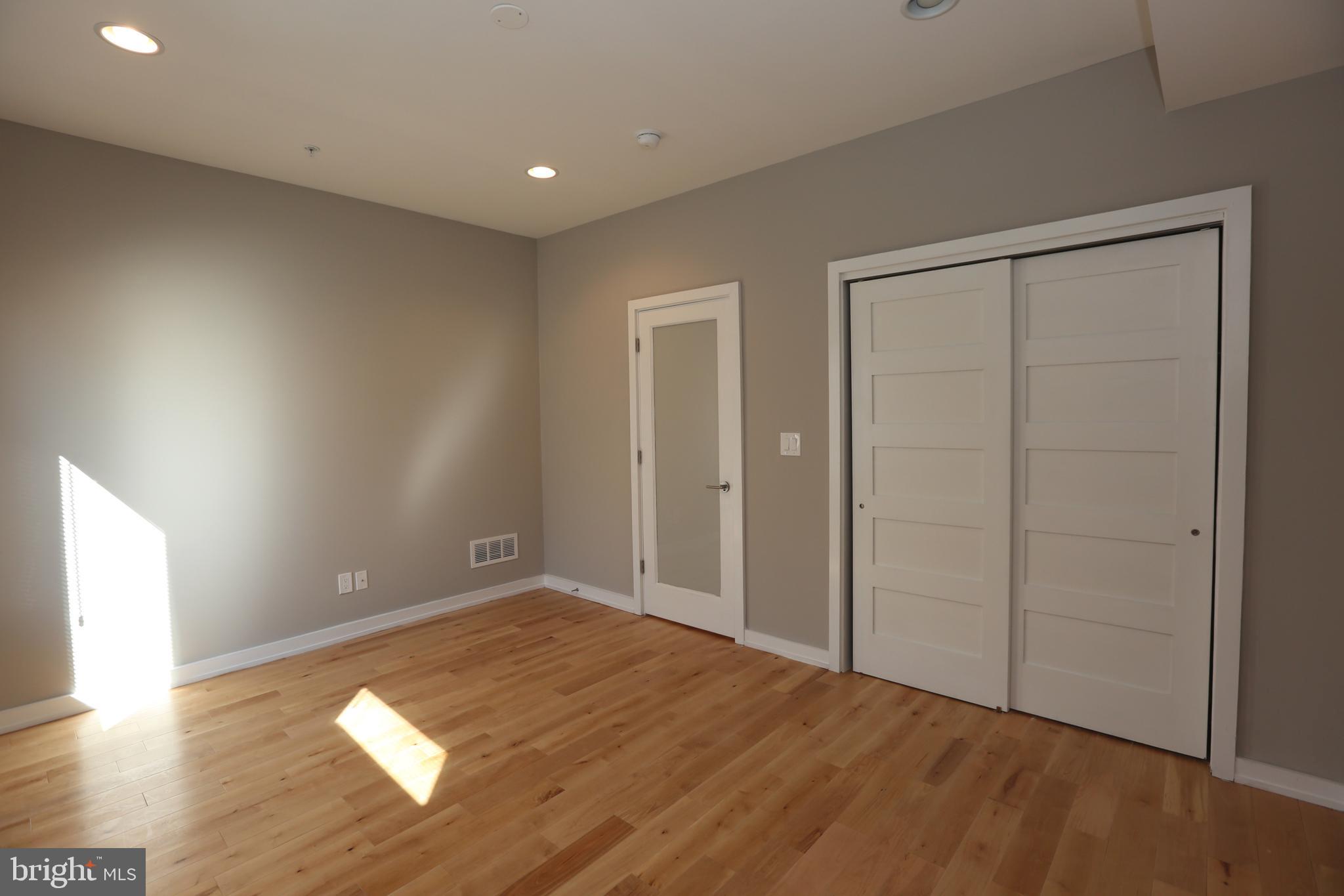 PHILADELPHIA - Residential Lease