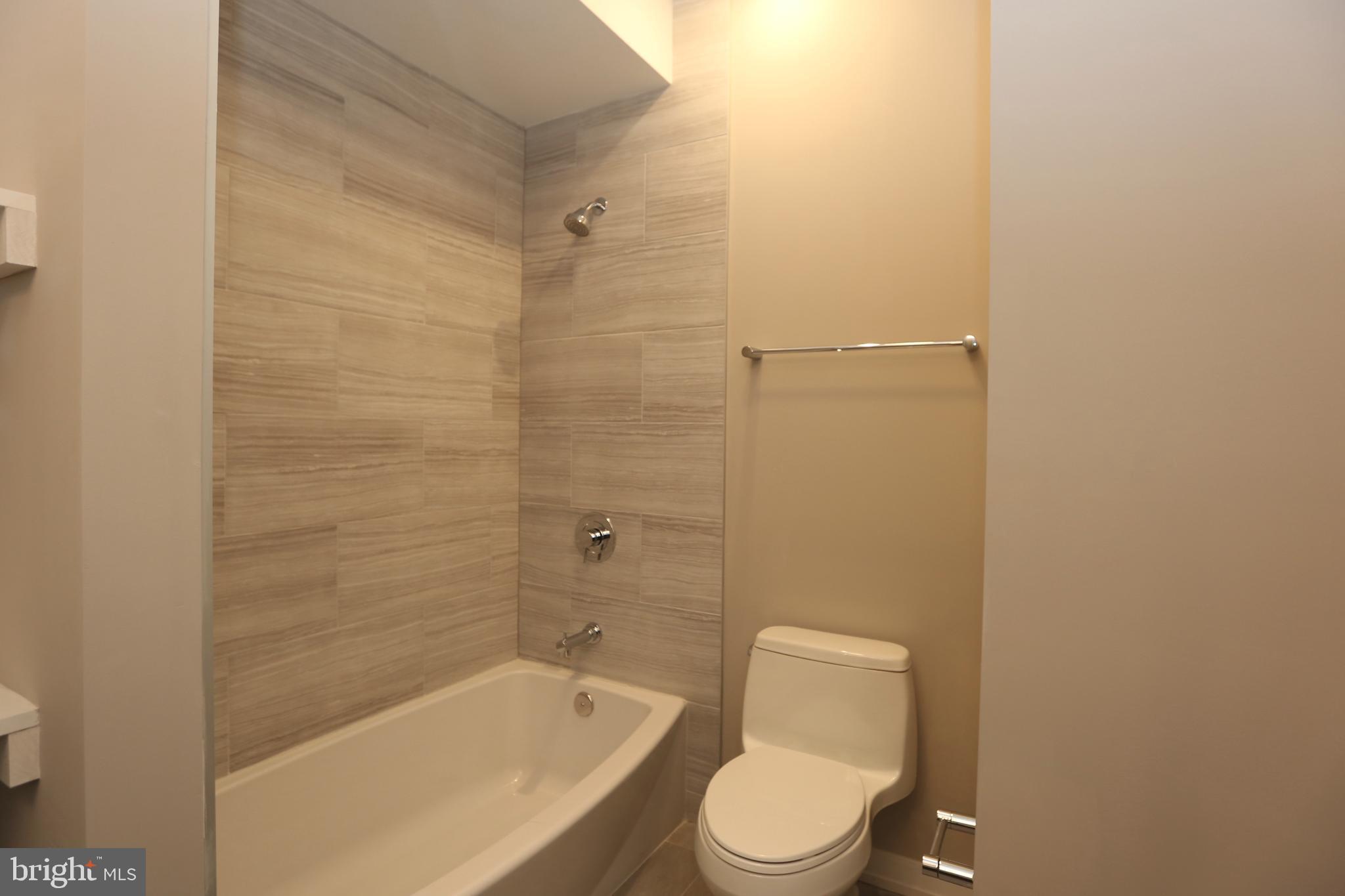 PHILADELPHIA - Residential Lease