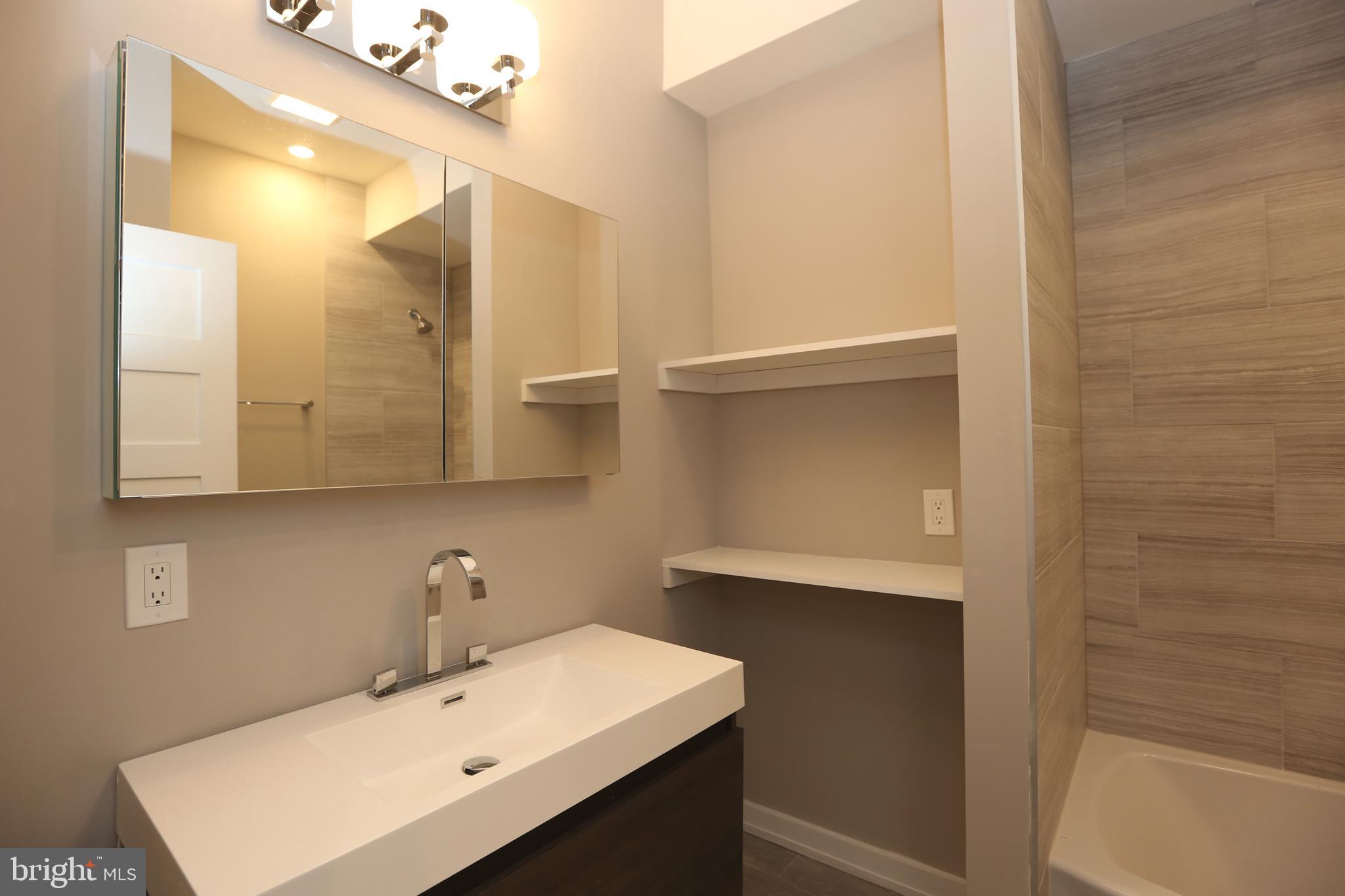 PHILADELPHIA - Residential Lease