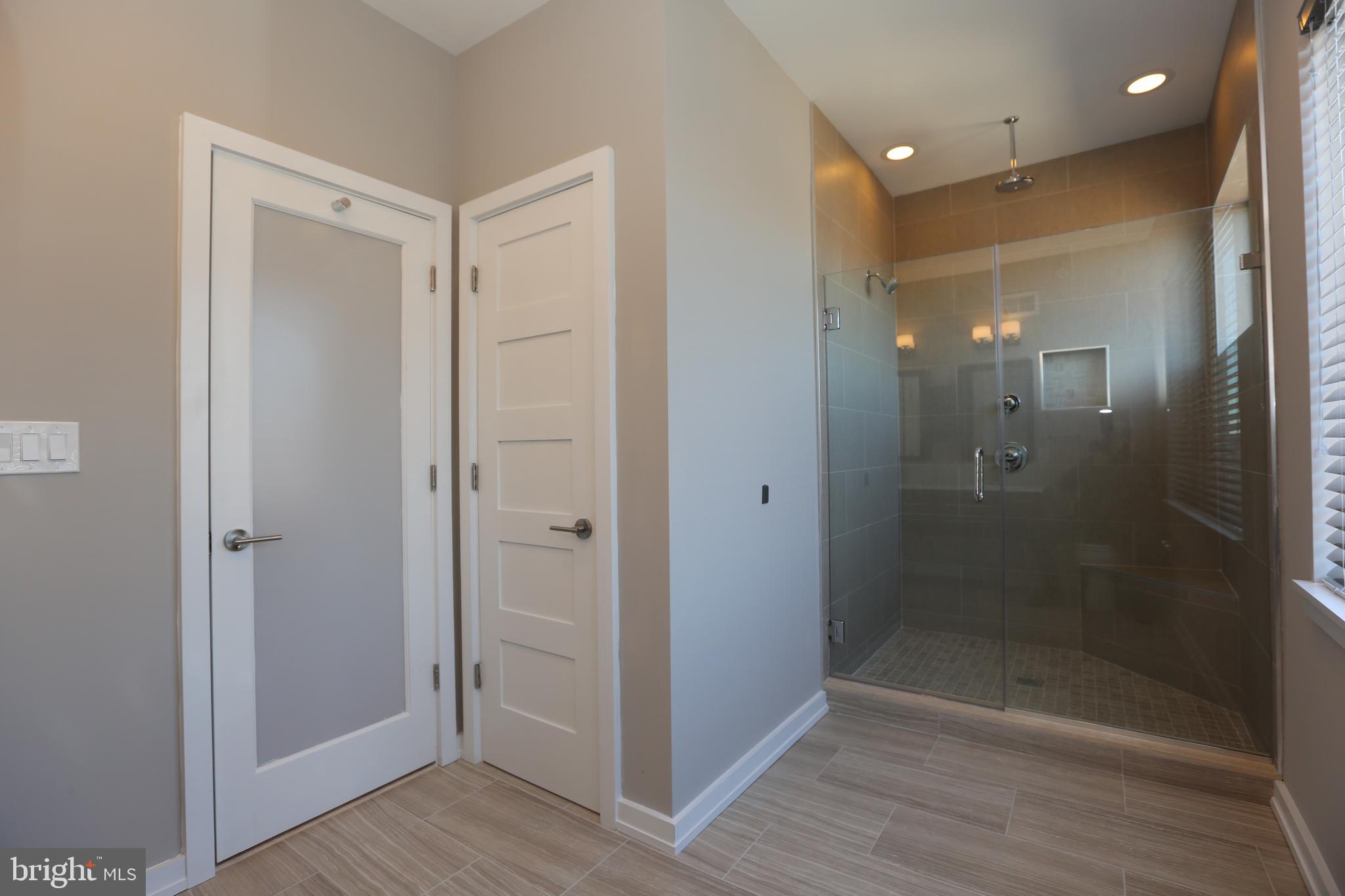 PHILADELPHIA - Residential Lease