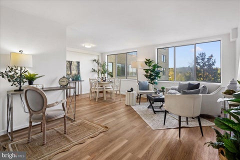 Photo of 6641 Wakefield Drive #619, ALEXANDRIA, VA 22307 (MLS # VAFX2346312)