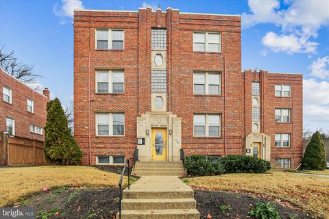 305 WHITTIER STREET NW 301 WASHINGTON DC 20012