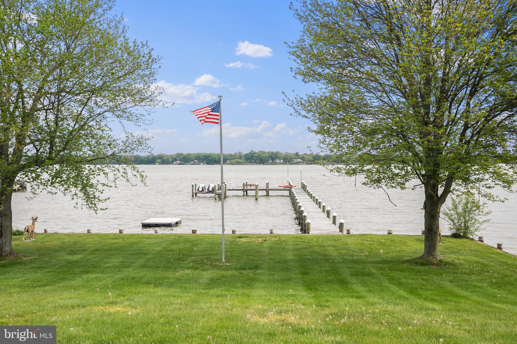 TWO RIVERS - Residential