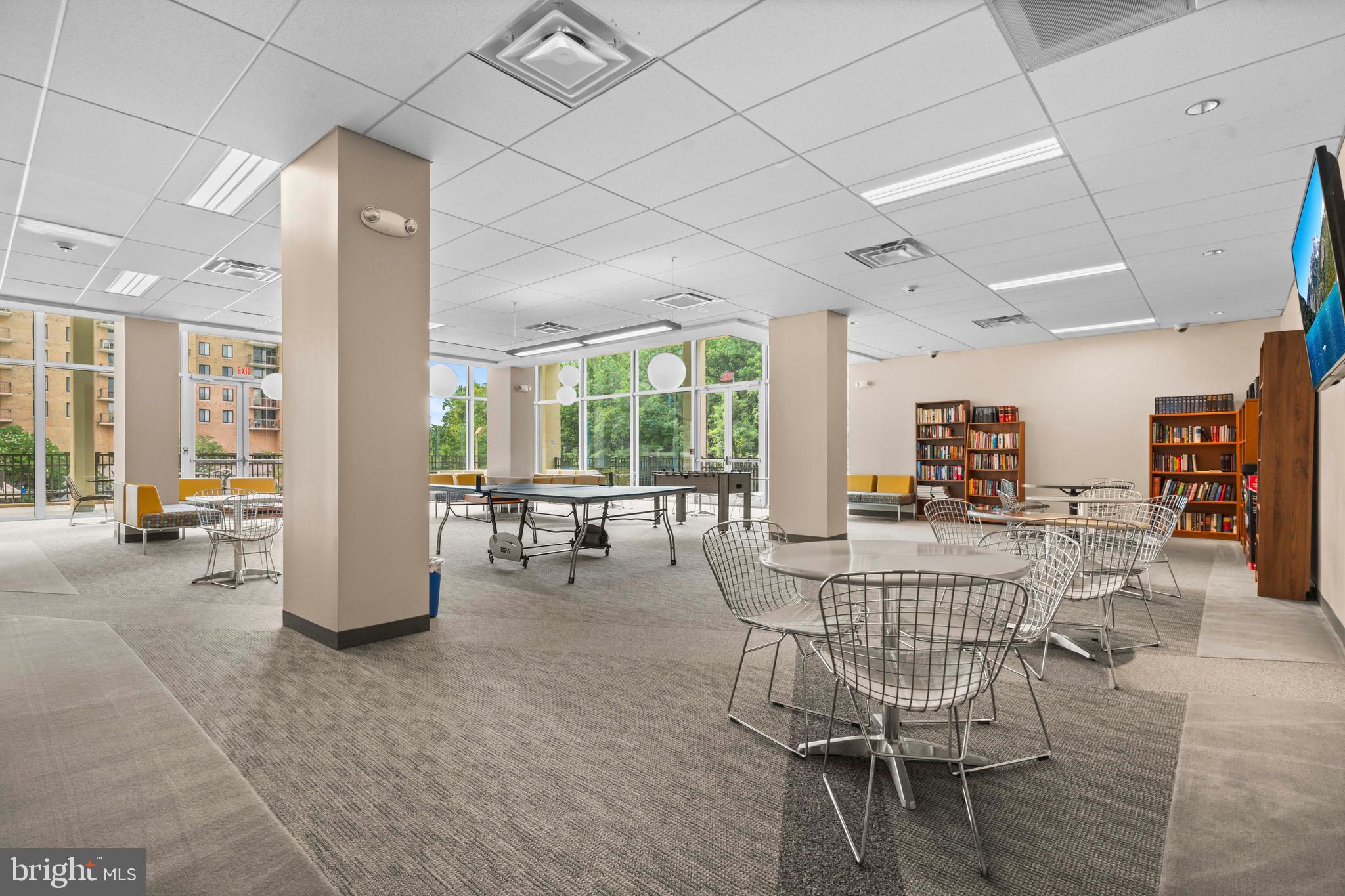 THE CARLTON - Residential