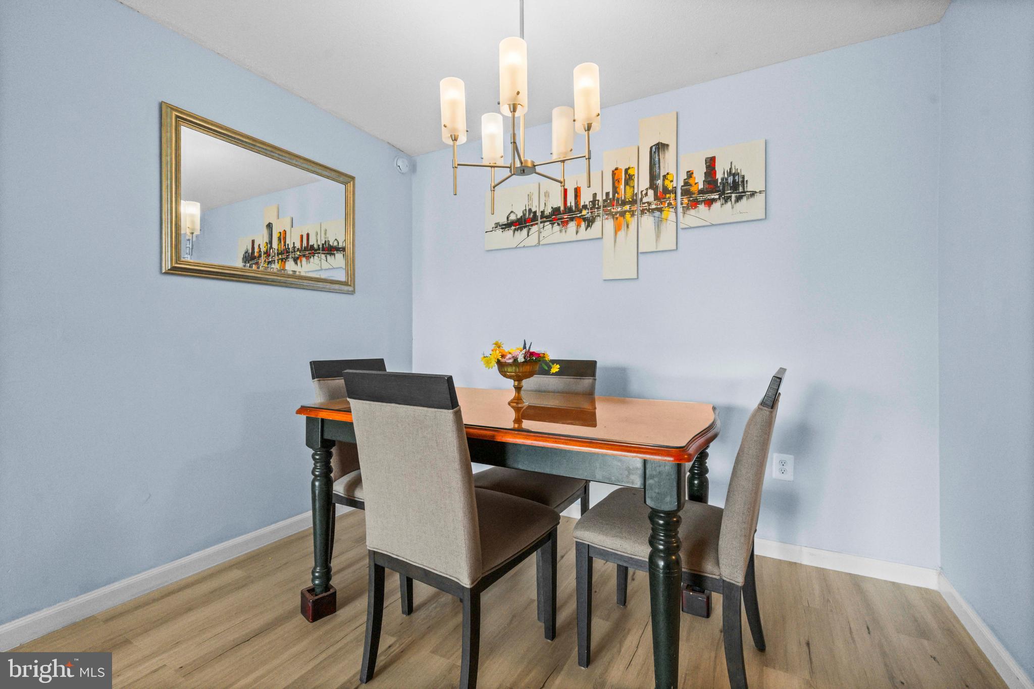 THE CARLTON - Residential