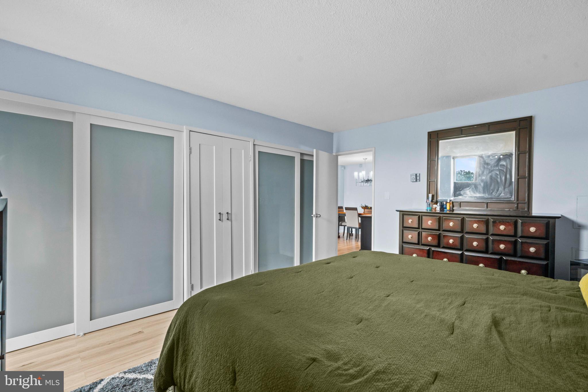 THE CARLTON - Residential