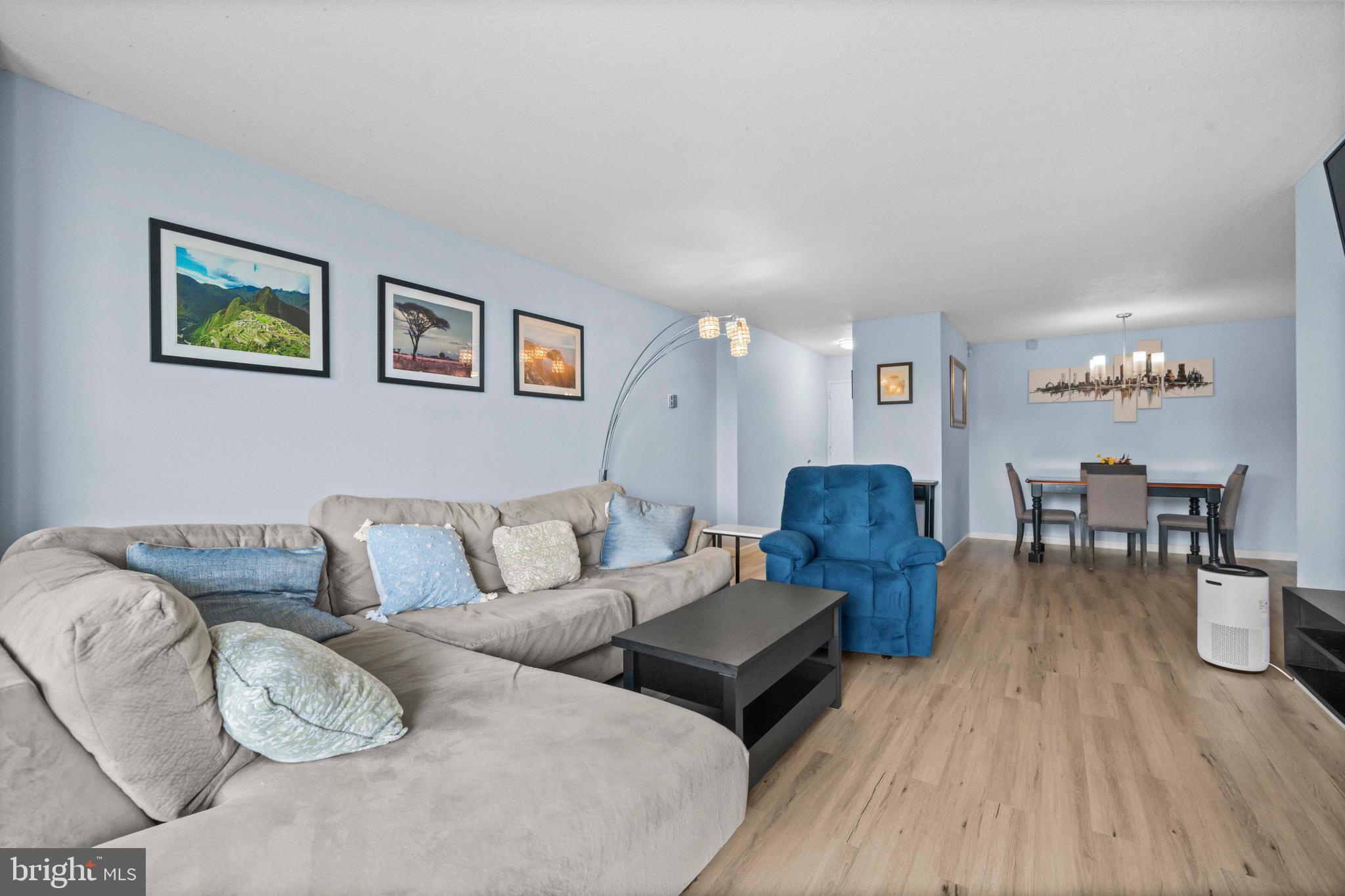 THE CARLTON - Residential