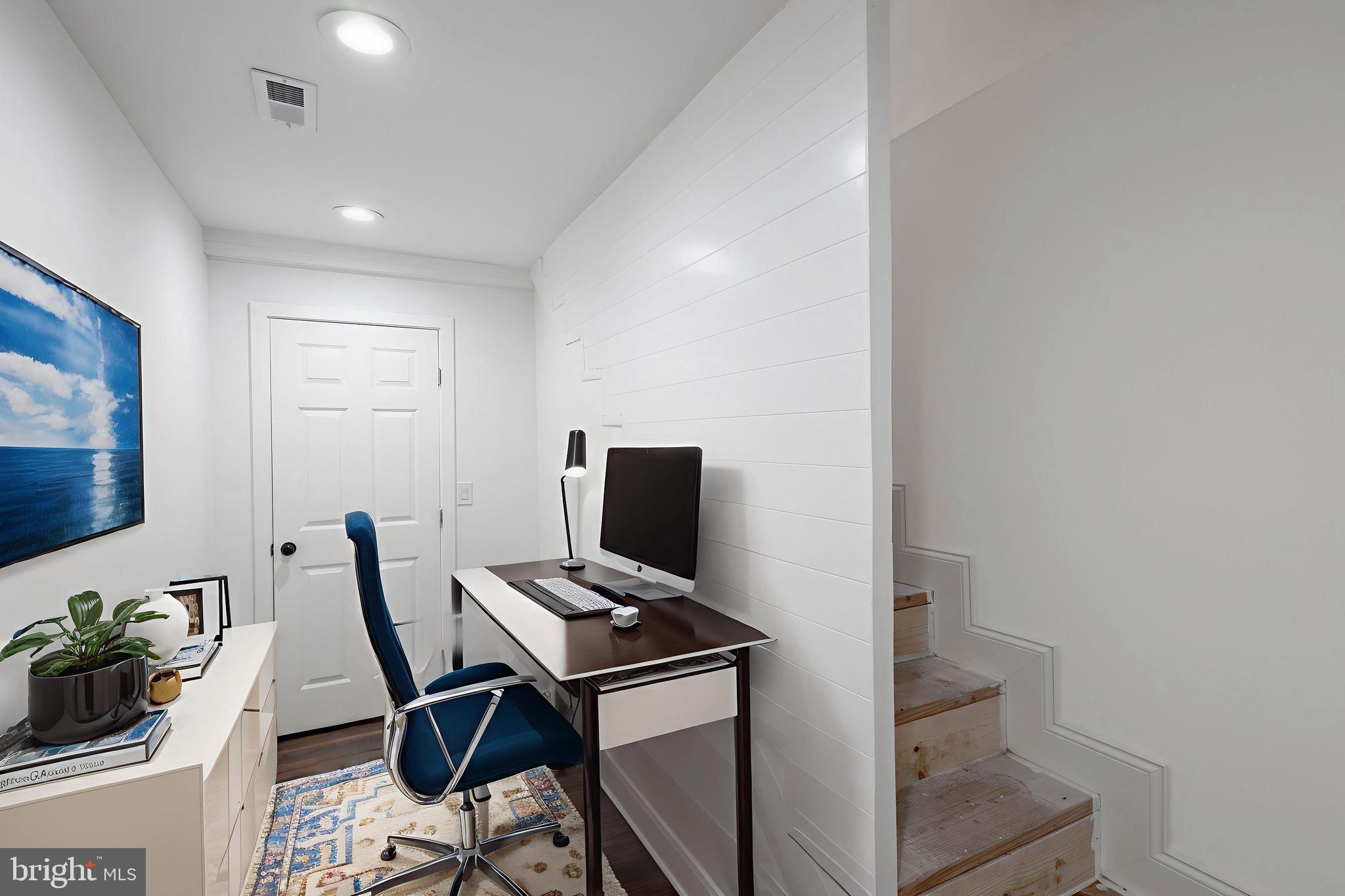 BROOKLYN - Residential