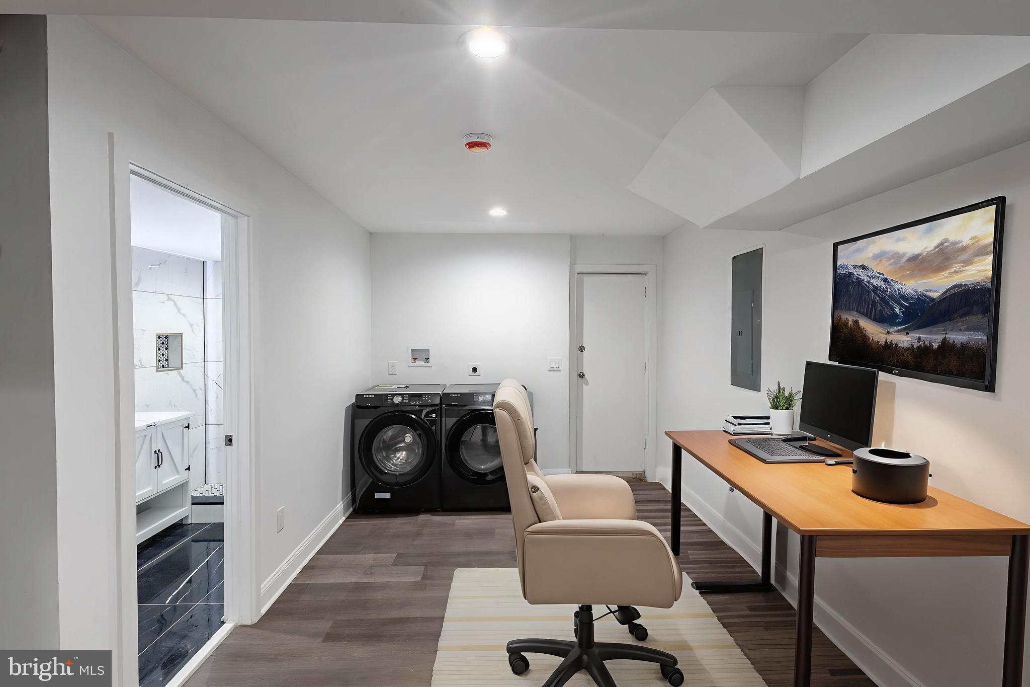 BROOKLYN - Residential