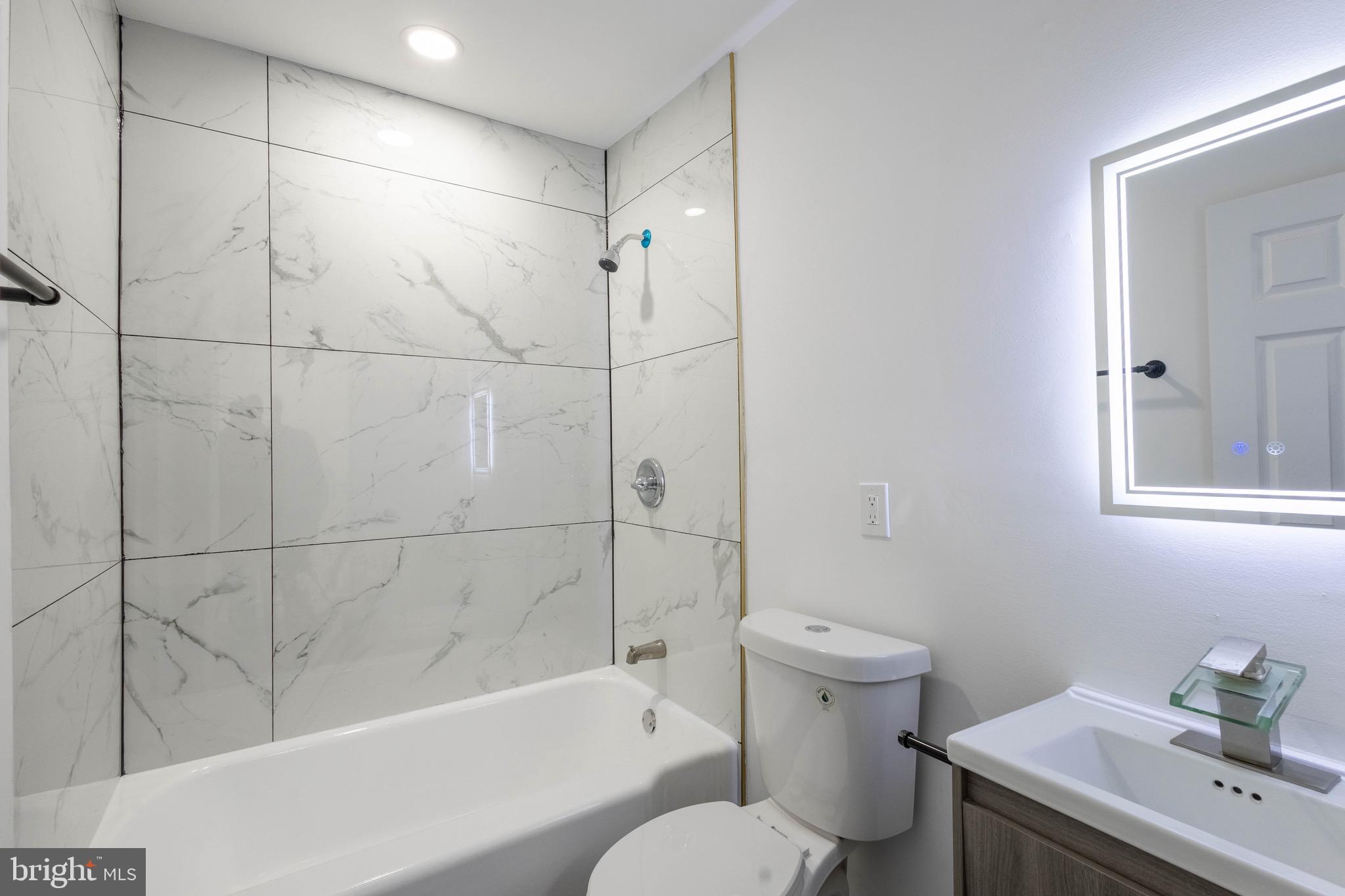 BROOKLYN - Residential