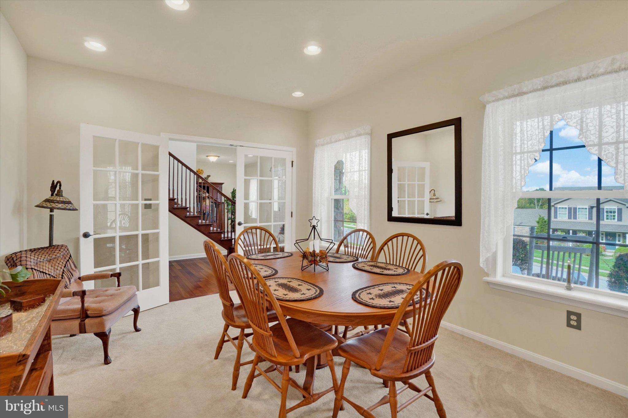 402 LEE COURT