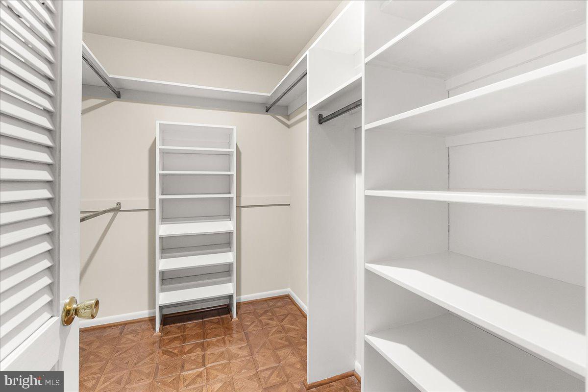 FOUNTAIN HEAD - Residential