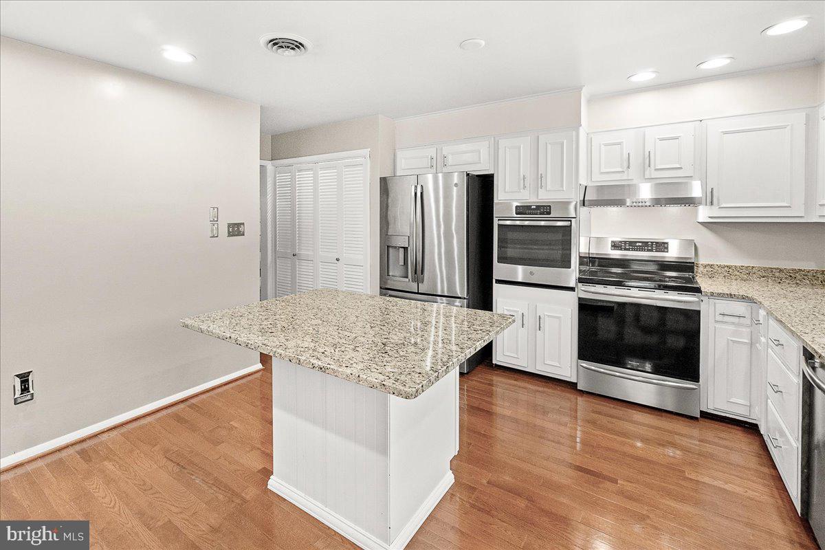 FOUNTAIN HEAD - Residential