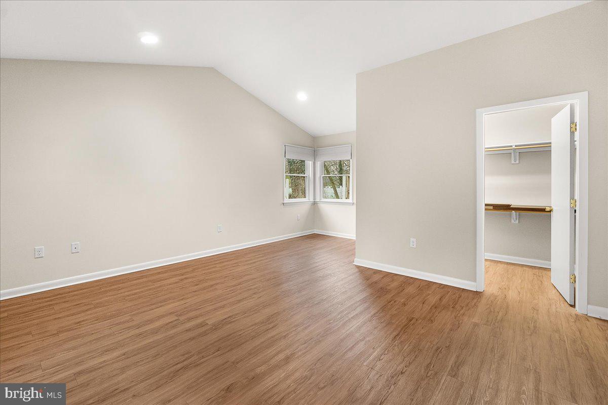 FOUNTAIN HEAD - Residential