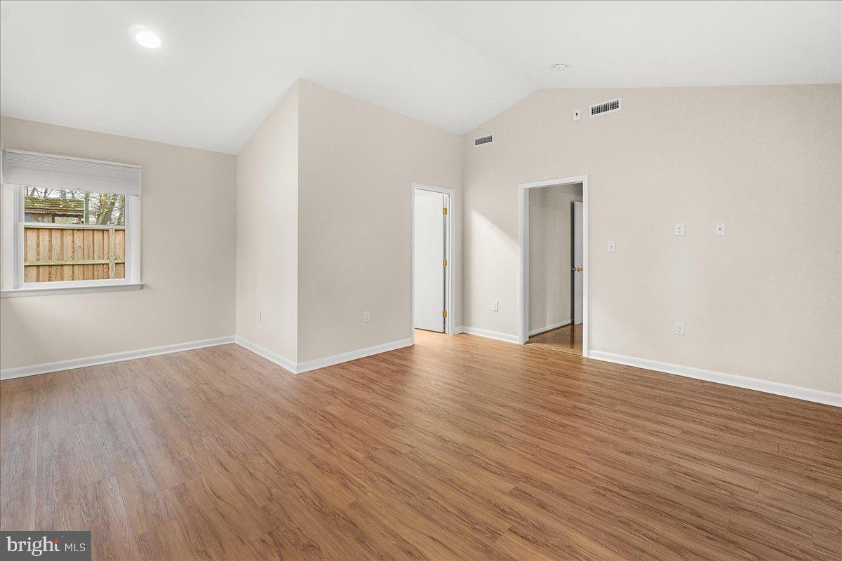 FOUNTAIN HEAD - Residential