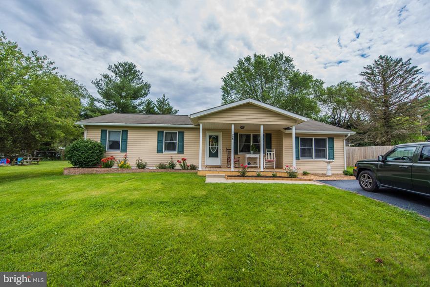 Very well-maintained, move-in ready rancher on a semi-private lot with 3 bedrooms.  Exterior features a freshly paved driveway, a large storage shed, and mature landscaping on nearly a half an acre.  The interior features central heat and air-conditioning, hardwood flooring, a large country kitchen, and a screened porch backing up to a private lot with no HOA fees.   A great location on a quiet cul-de-sac with easy access to the interstate, Air National Guard's 167th Airlift Wing, and the Proctor & Gamble facility.  Priced to move and ready to go!  Don't miss this opportunity.