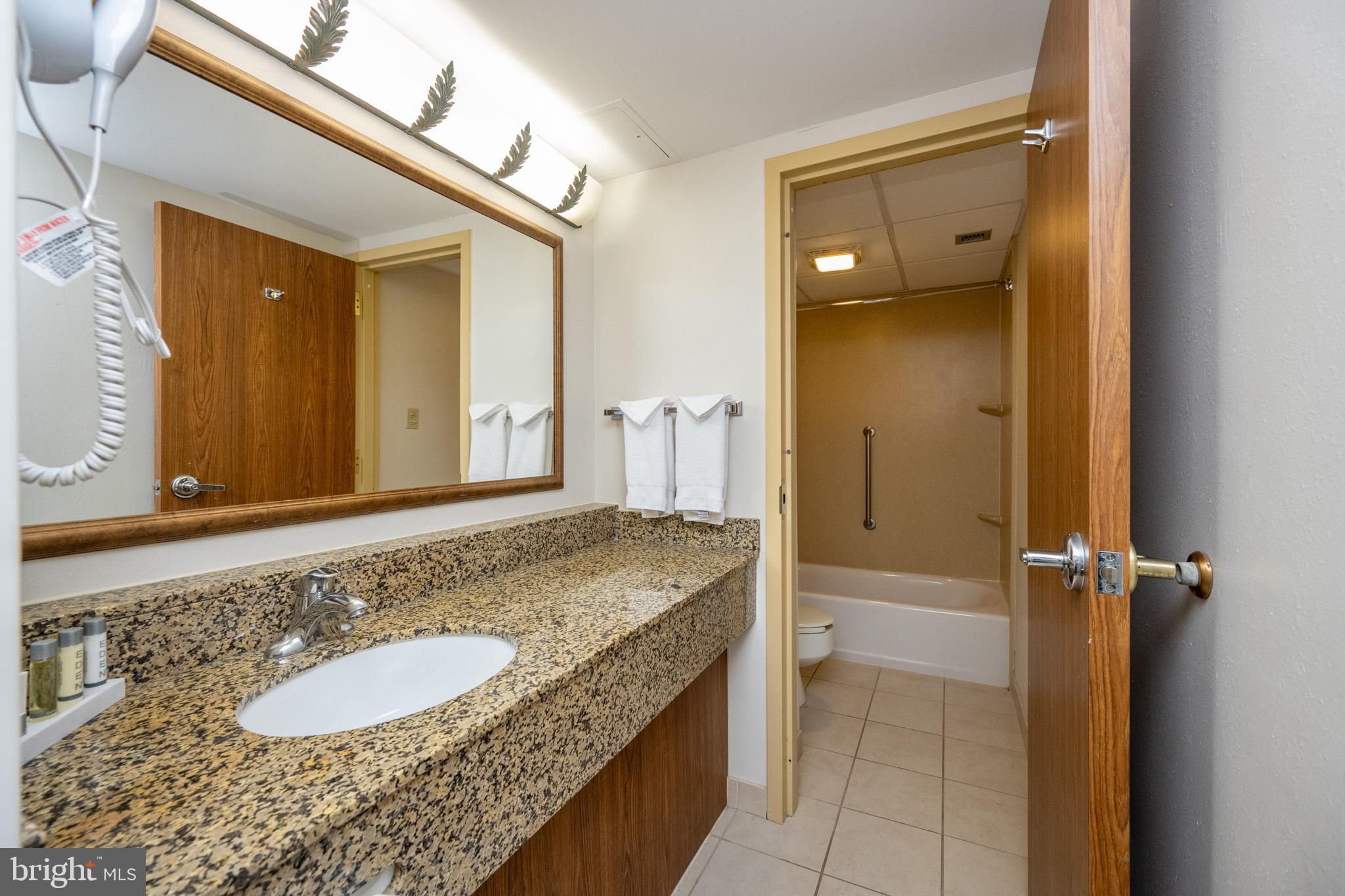 WISP HOTEL - Residential